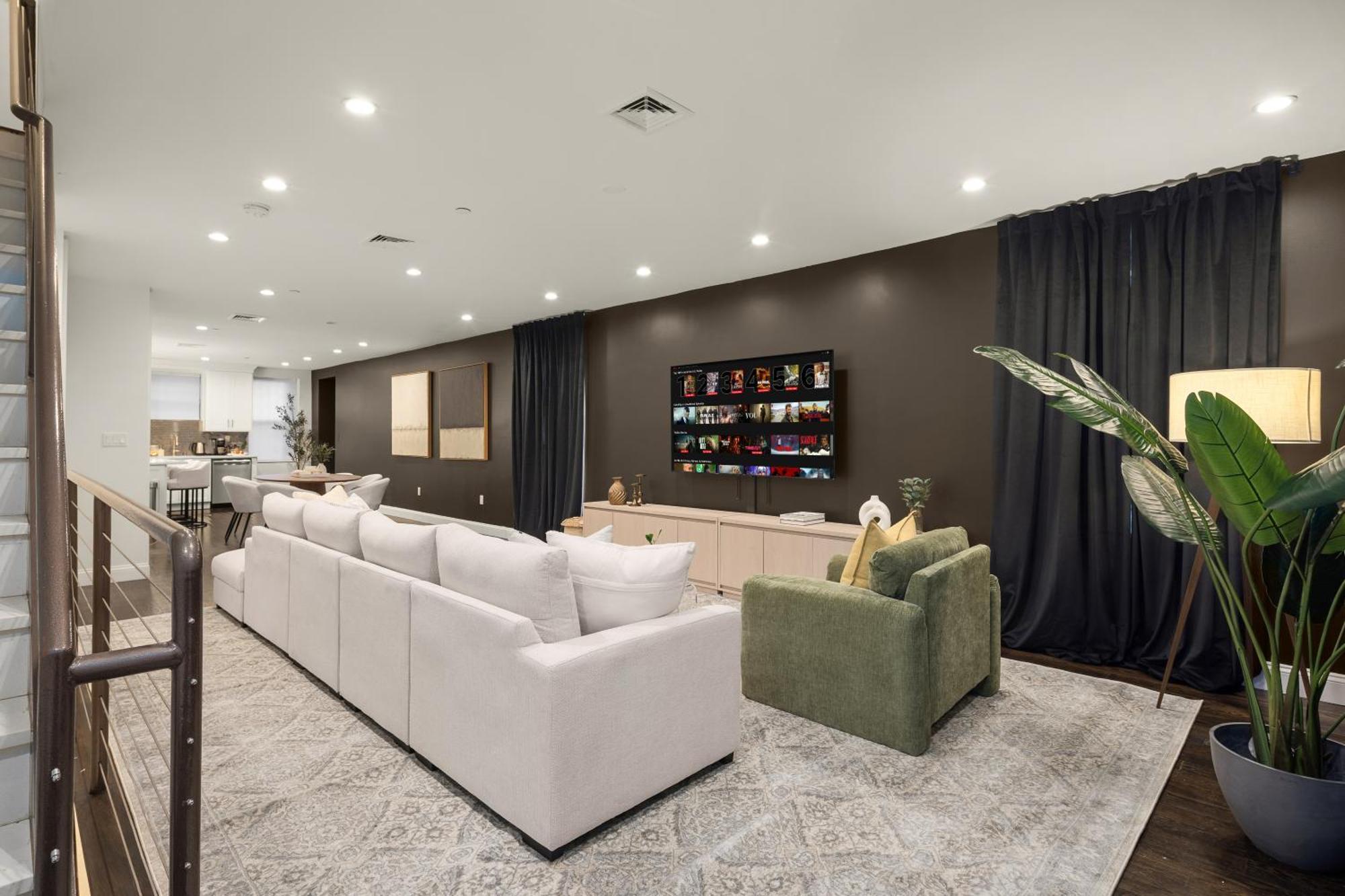 Apartment Stylish 3br Designer In Harlem With Parking New York