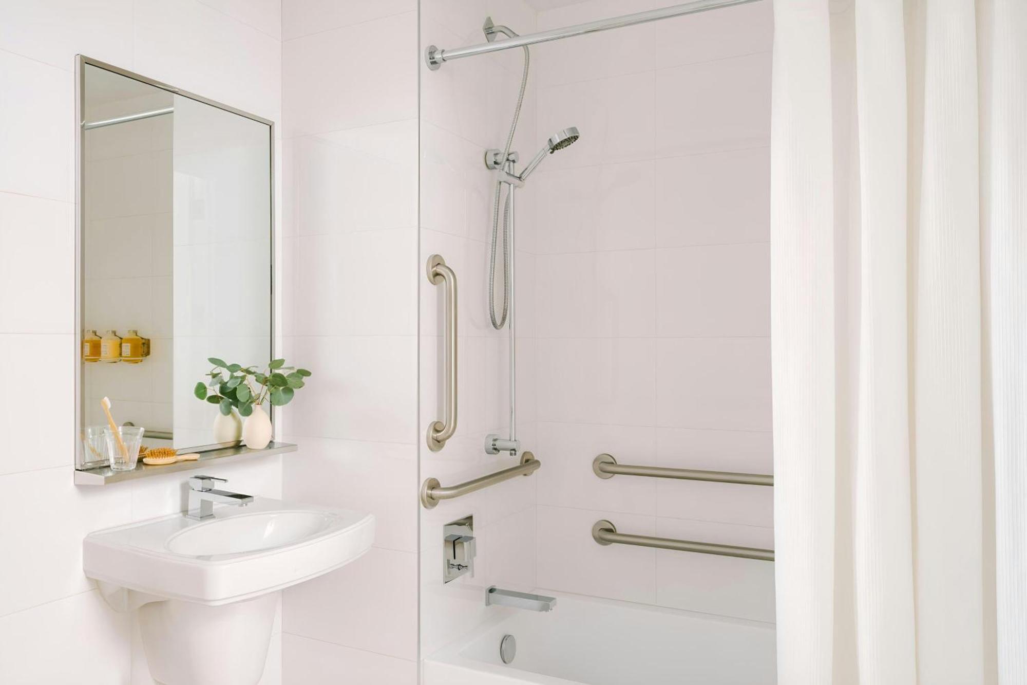 Apartment 116 John Street *