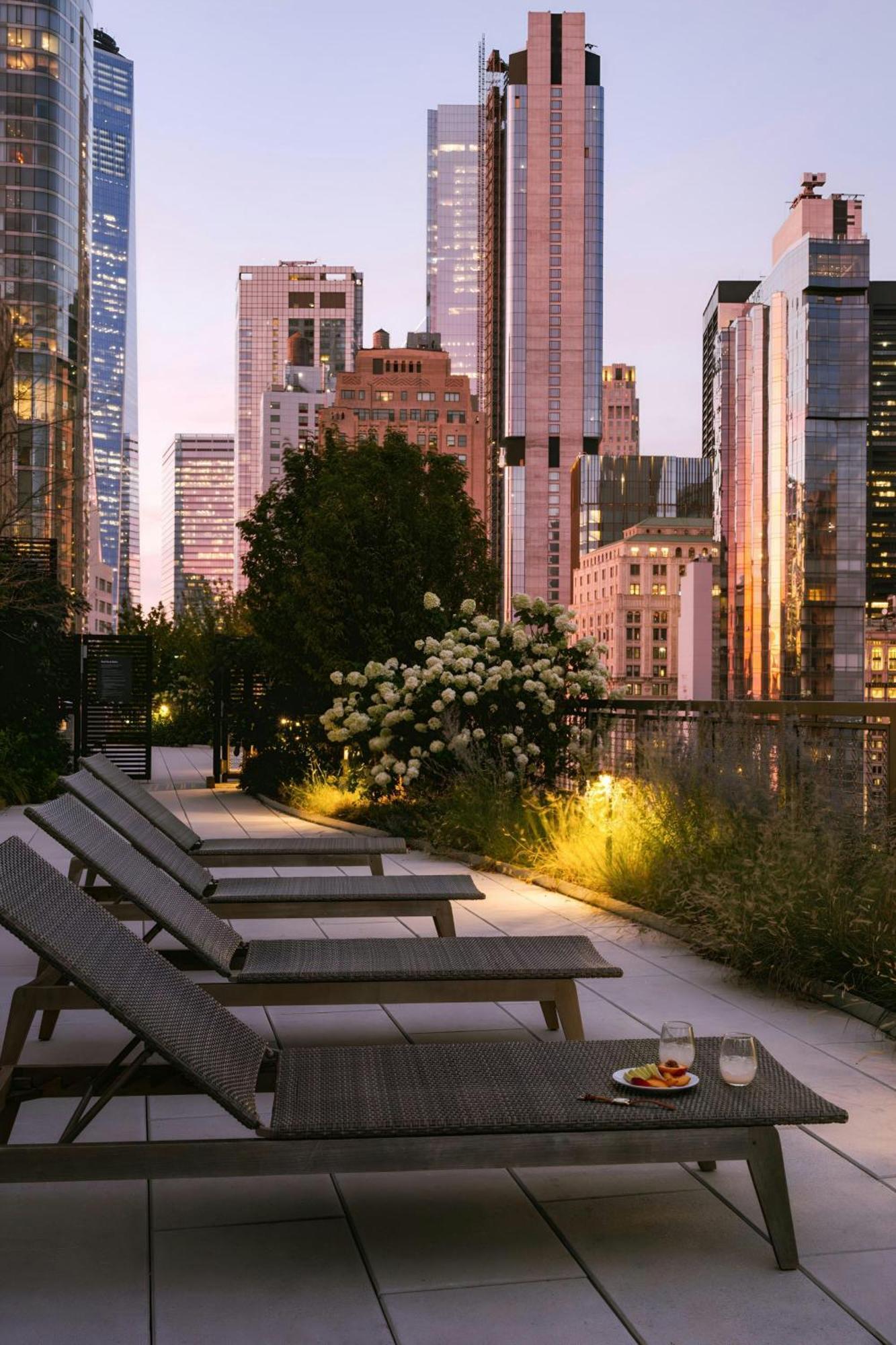 Sonder By Marriott Bonvoy Battery Park Financial District 4* New York