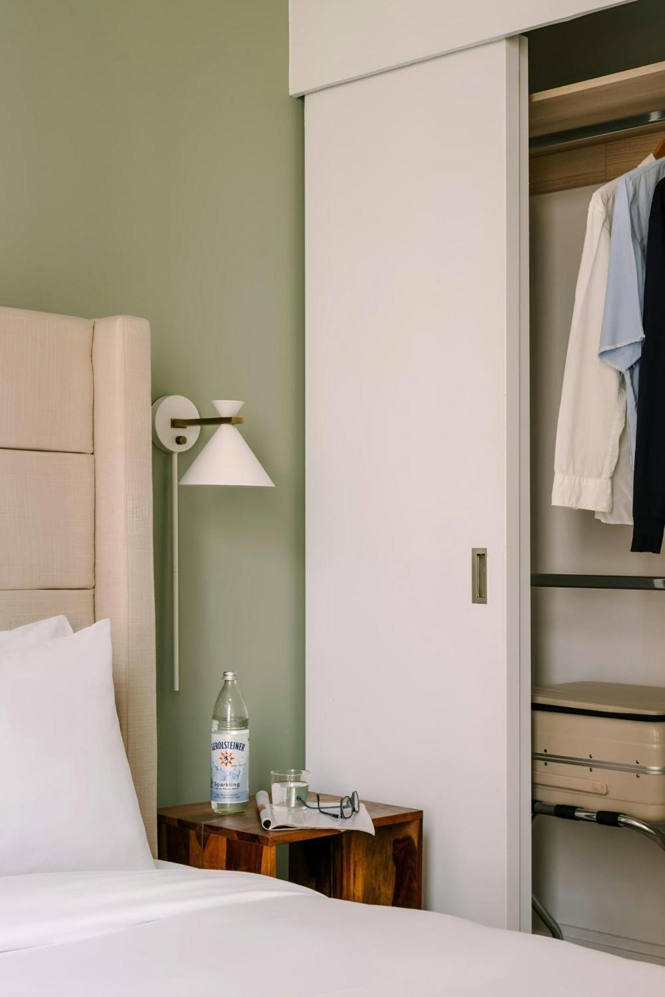 Sonder By Marriott Bonvoy Battery Park Financial District New York