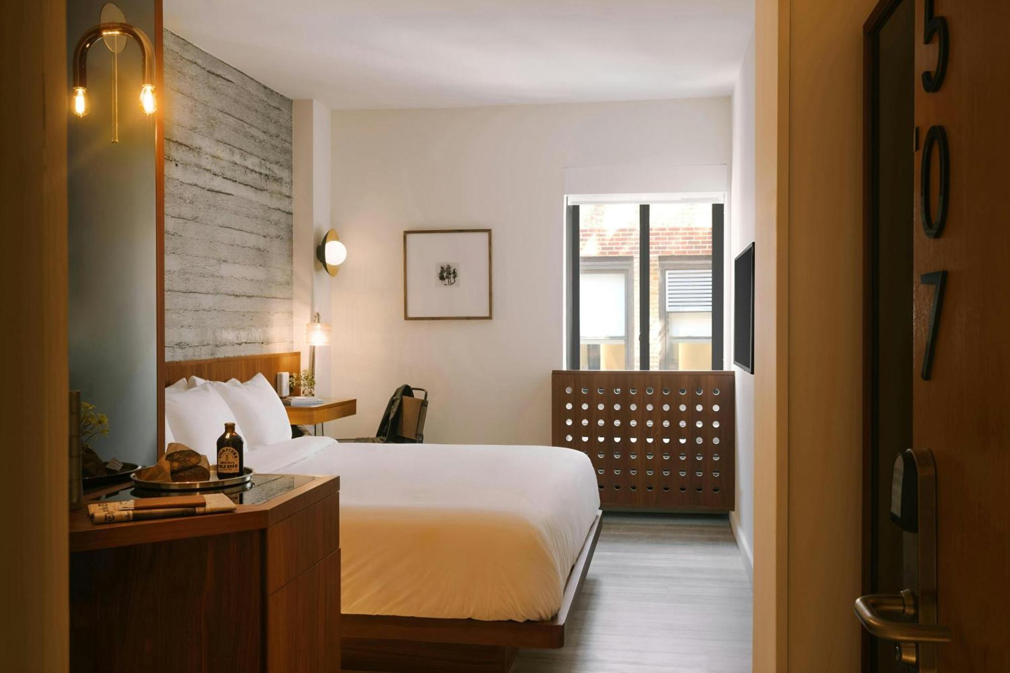 Henri On 24 Chelsea, Sonder By Marriott Bonvoy Hotel New York