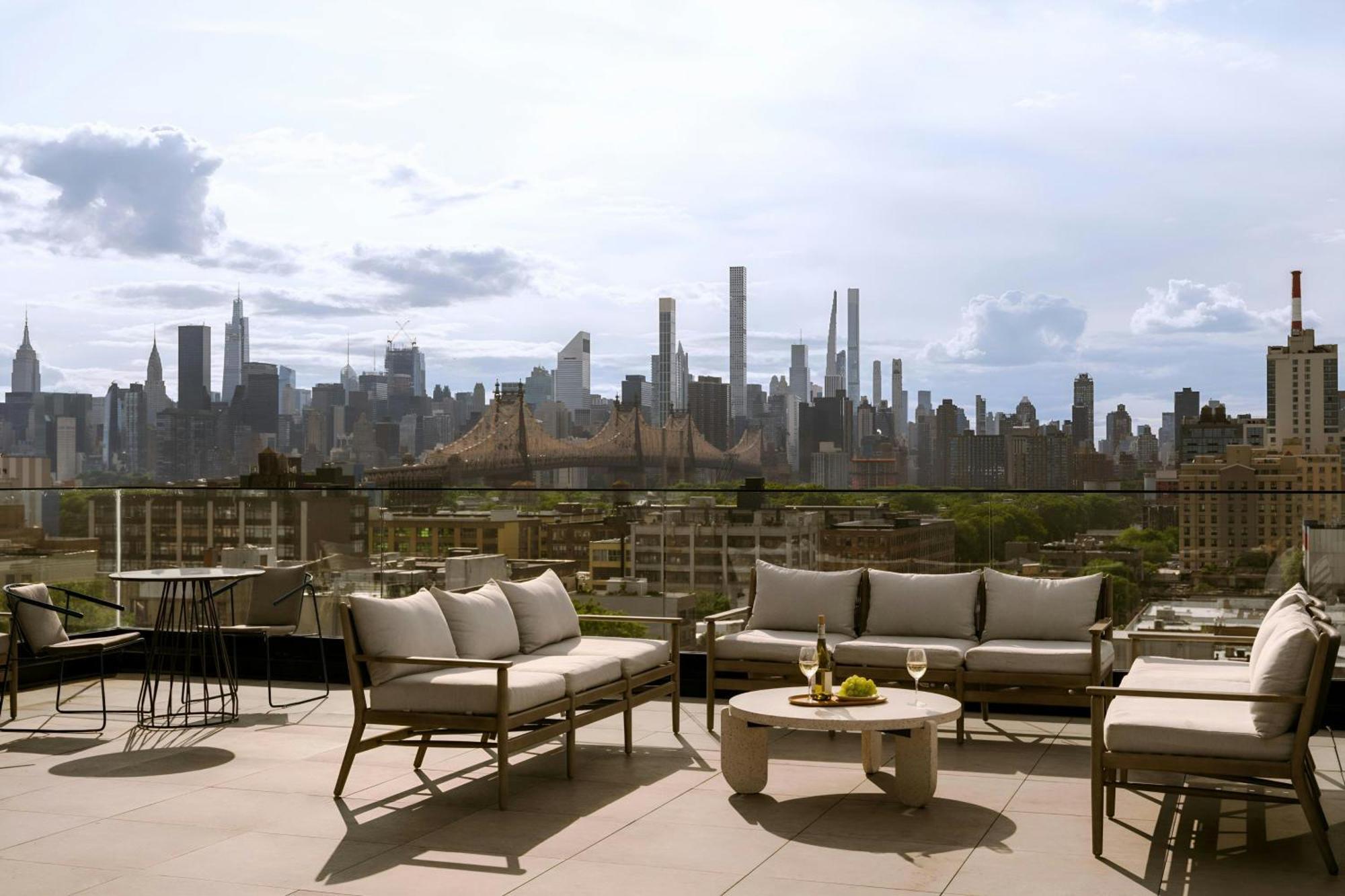 Dutch Hotel Long Island City New York , Belvilla District 6 Formerly Sonder