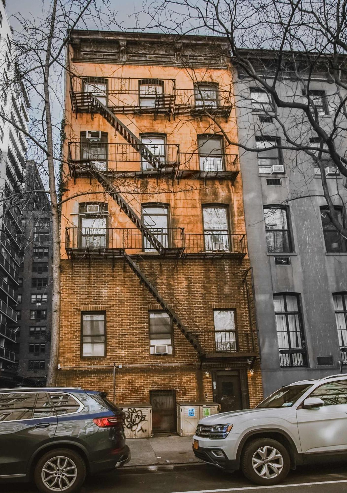 Union Square 4 With Shower - Shared Toilet Apartment New York