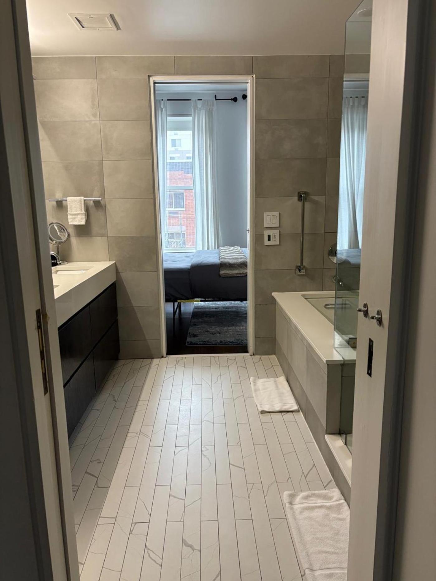 Harlem New Multi-million Dollar Manhattan Brownstone Holiday home *