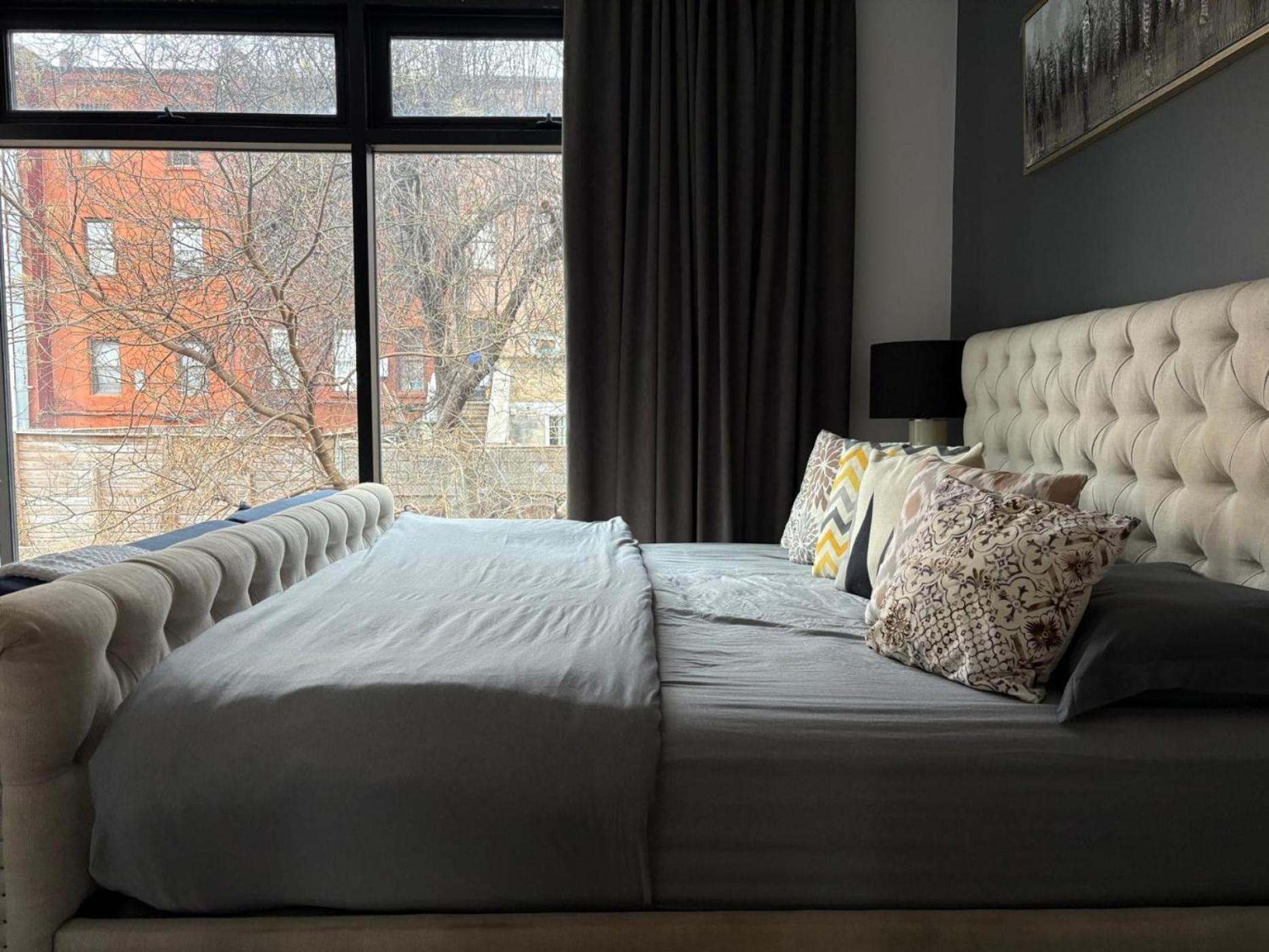 Harlem New Multi-million Dollar Manhattan Brownstone Holiday home