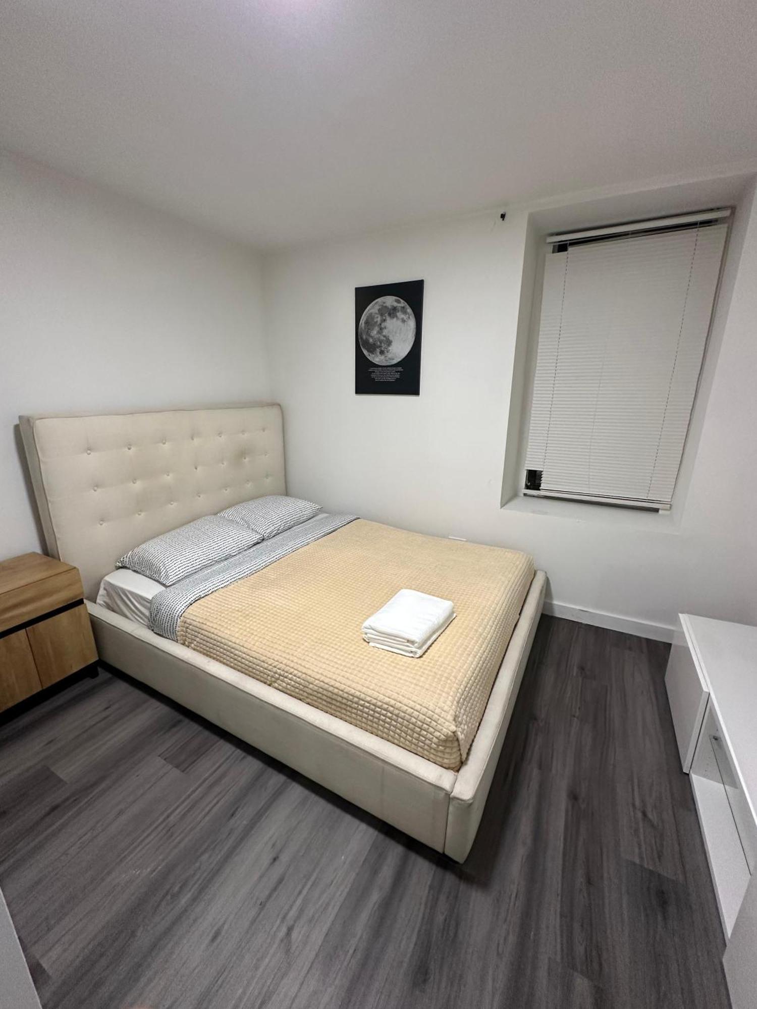 Appartement 3bd Cozy Unit Next To Park *