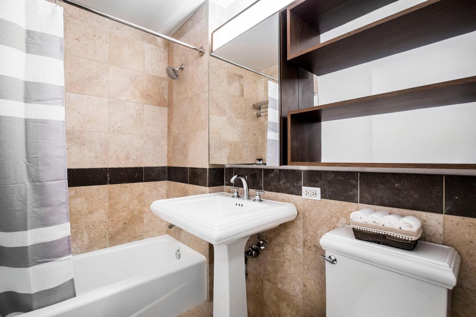 Apartment Chelsea 1br W Doorman Lux Gym Sundeck Nyc-169 *