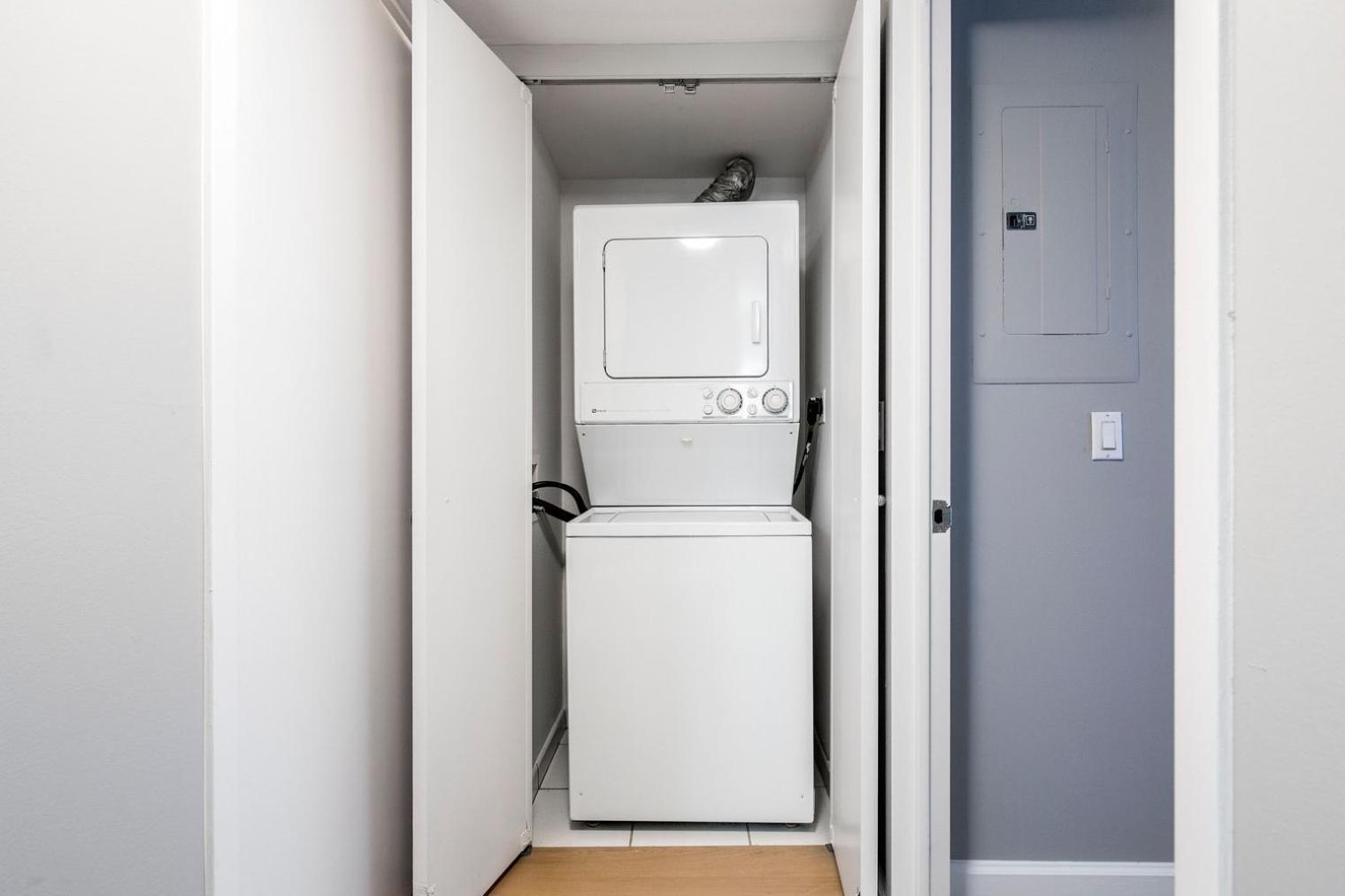 Chelsea 1br W Doorman Lux Gym Sundeck Nyc-169