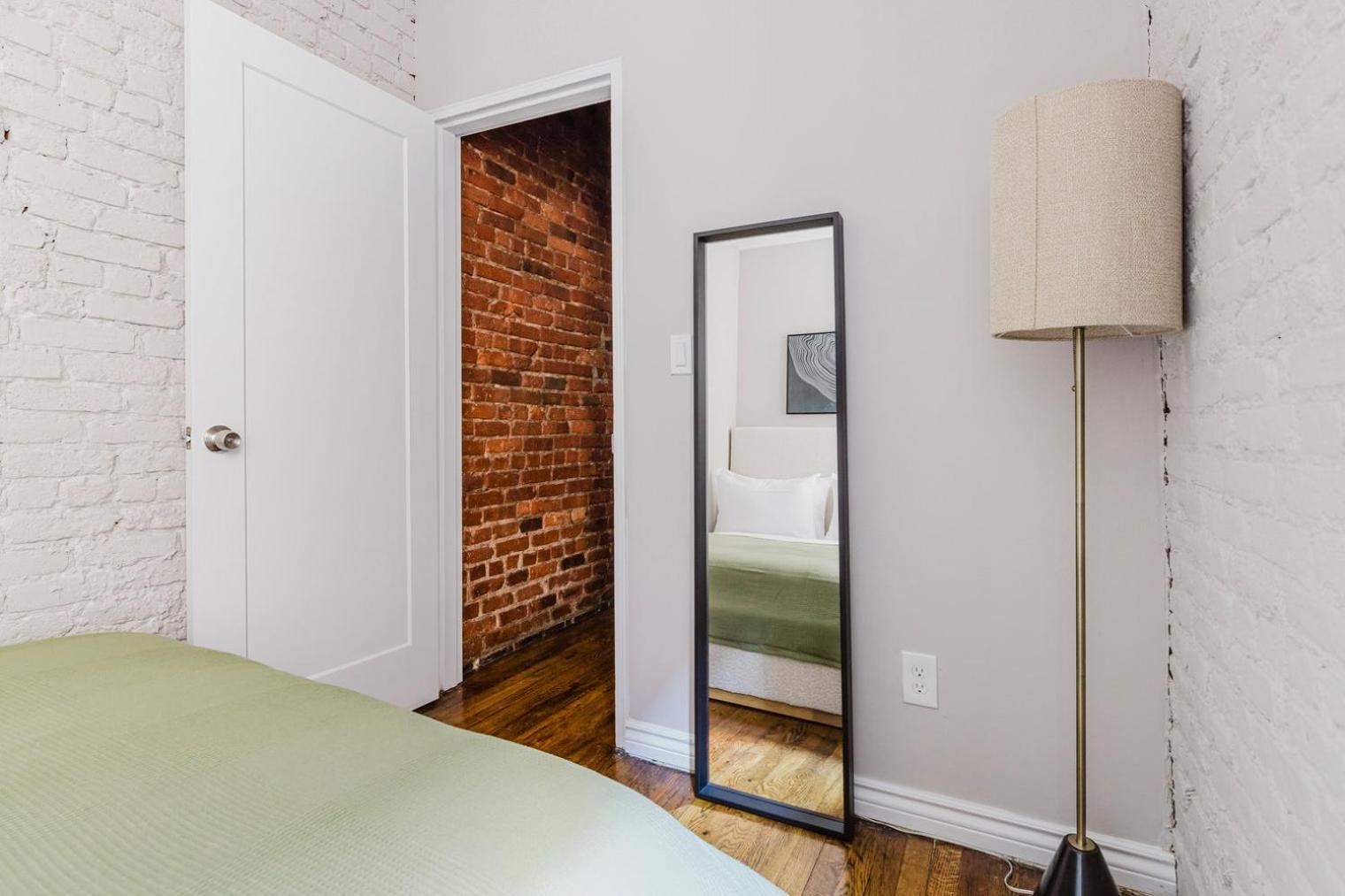 Blueground Soho Ac Elevator Nr Park Nyc-1799 *