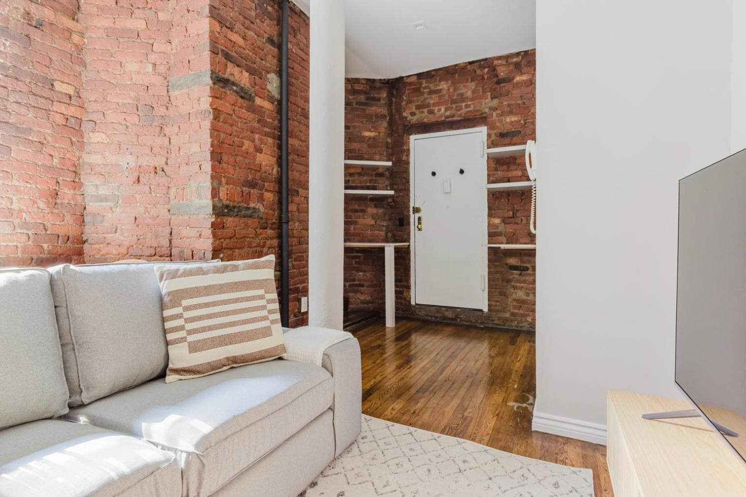 Blueground Soho Ac Elevator Nr Park Nyc-1799 New York