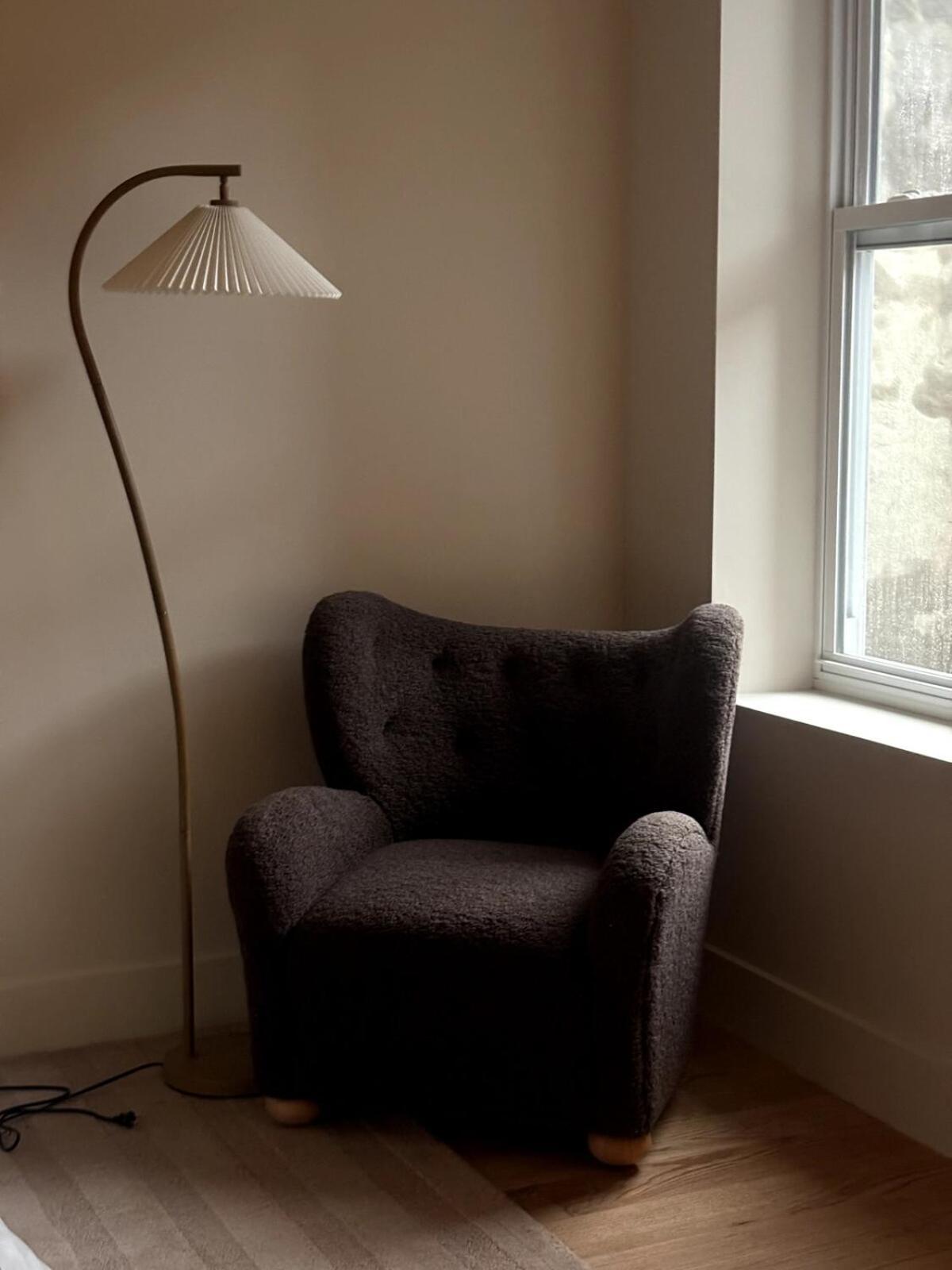 3.8 Million Dollar Brownstone Newly Renovated Apartment *