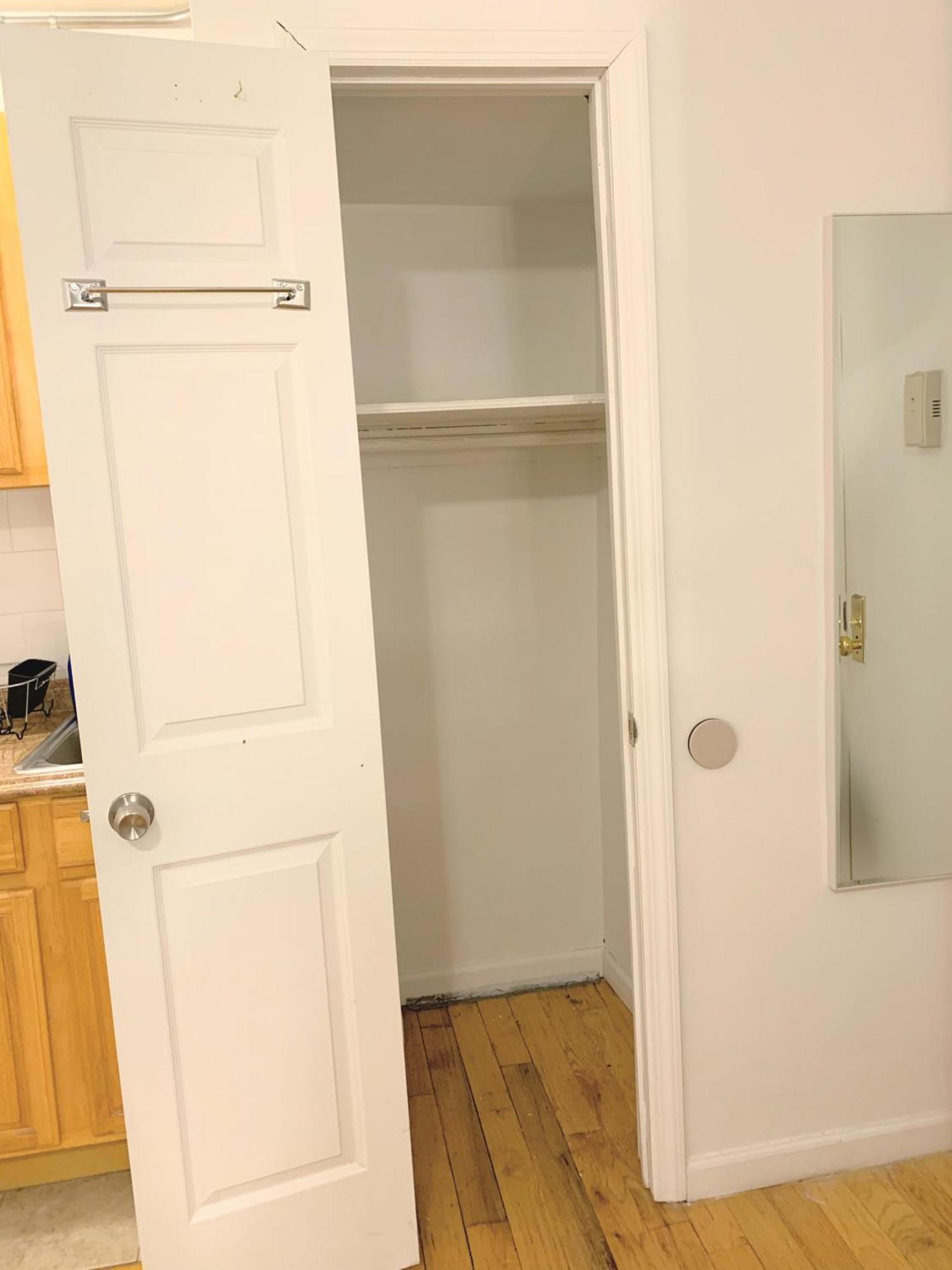 Apartment Shered Bathroom 4 Sofabed + Loftbed + Kitchen *