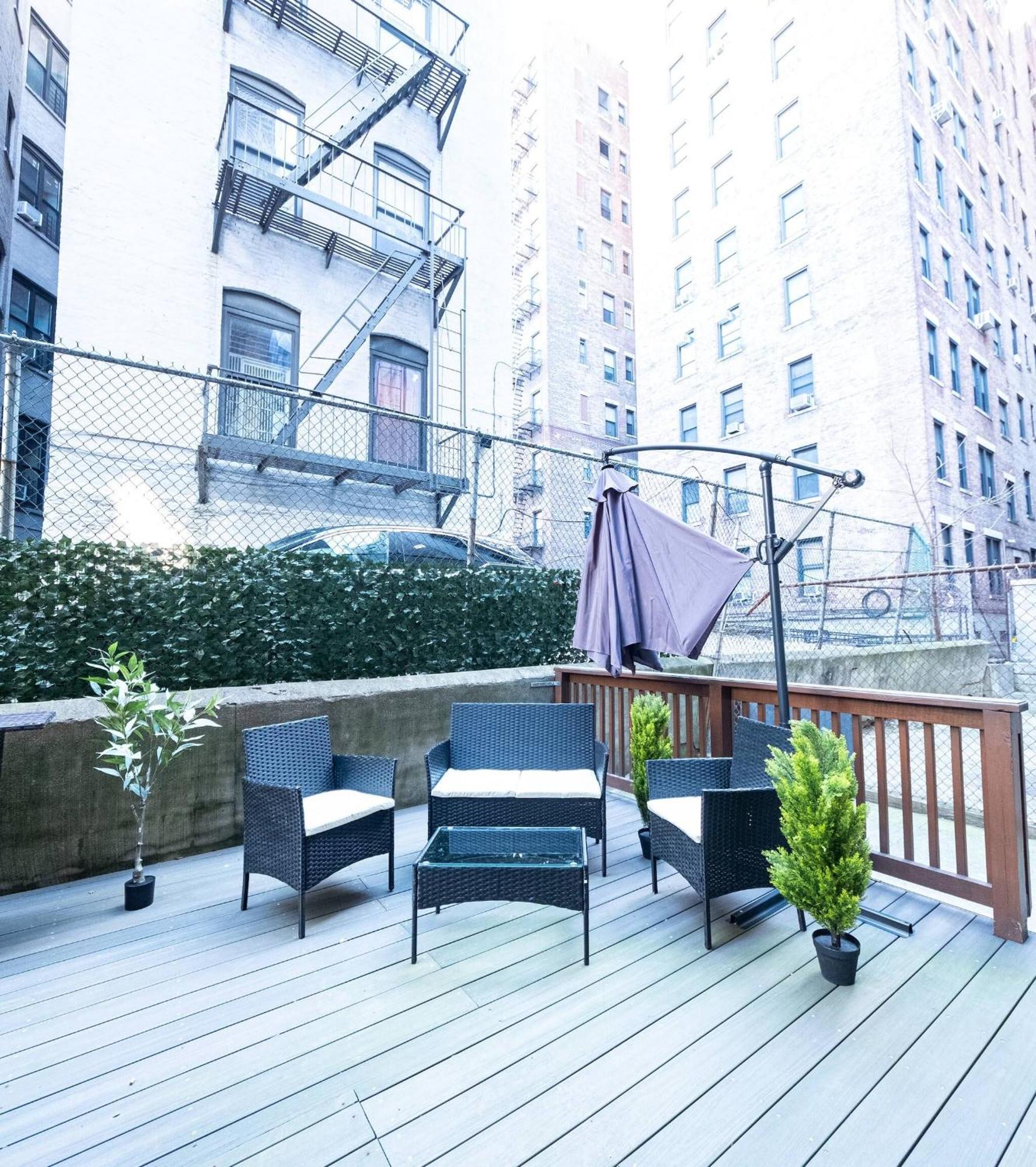 Spacious 4br 2ba Duplex With Private Patio Wd *