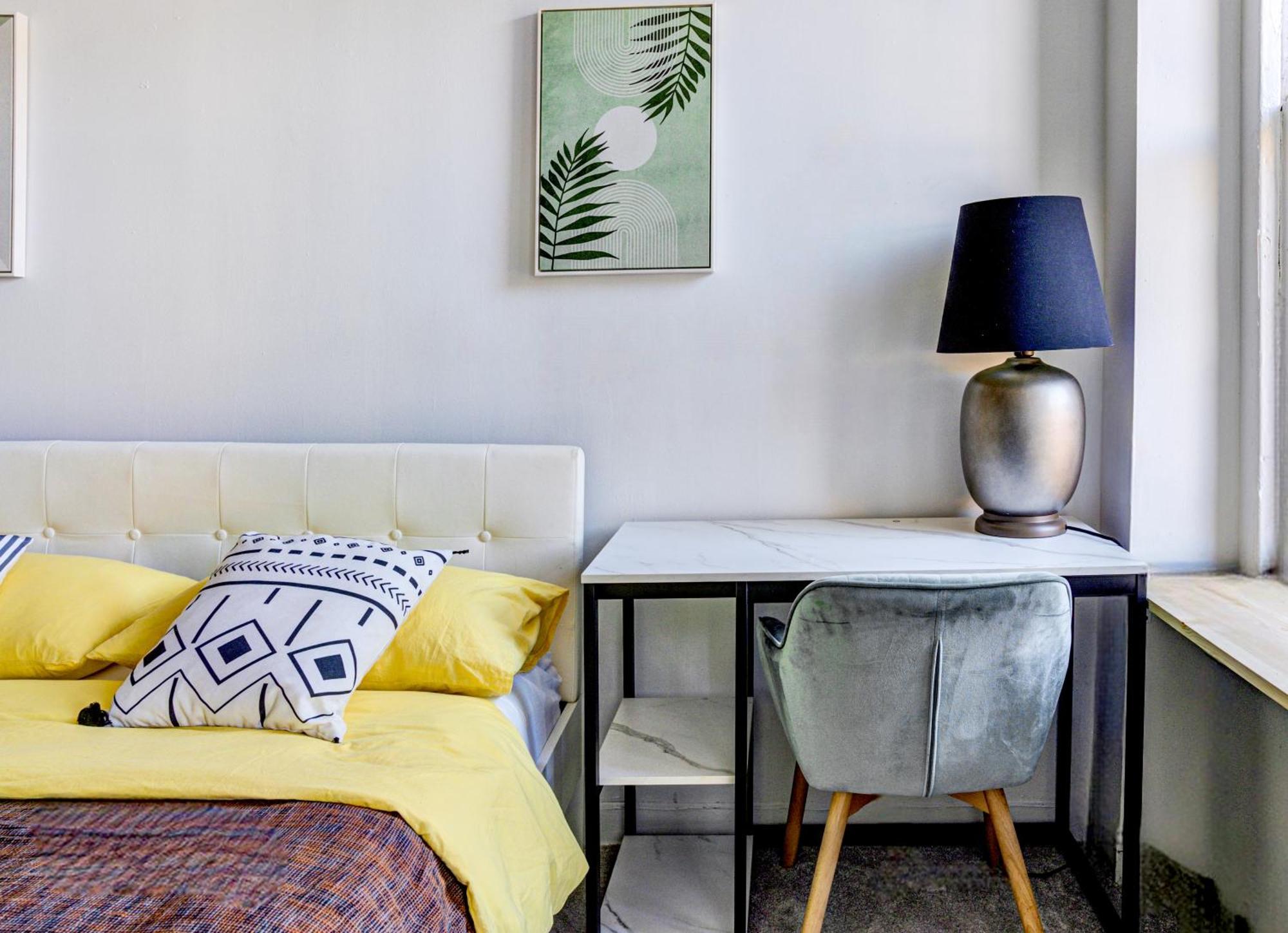 3bd Comfy Unit In Hells Kitchen