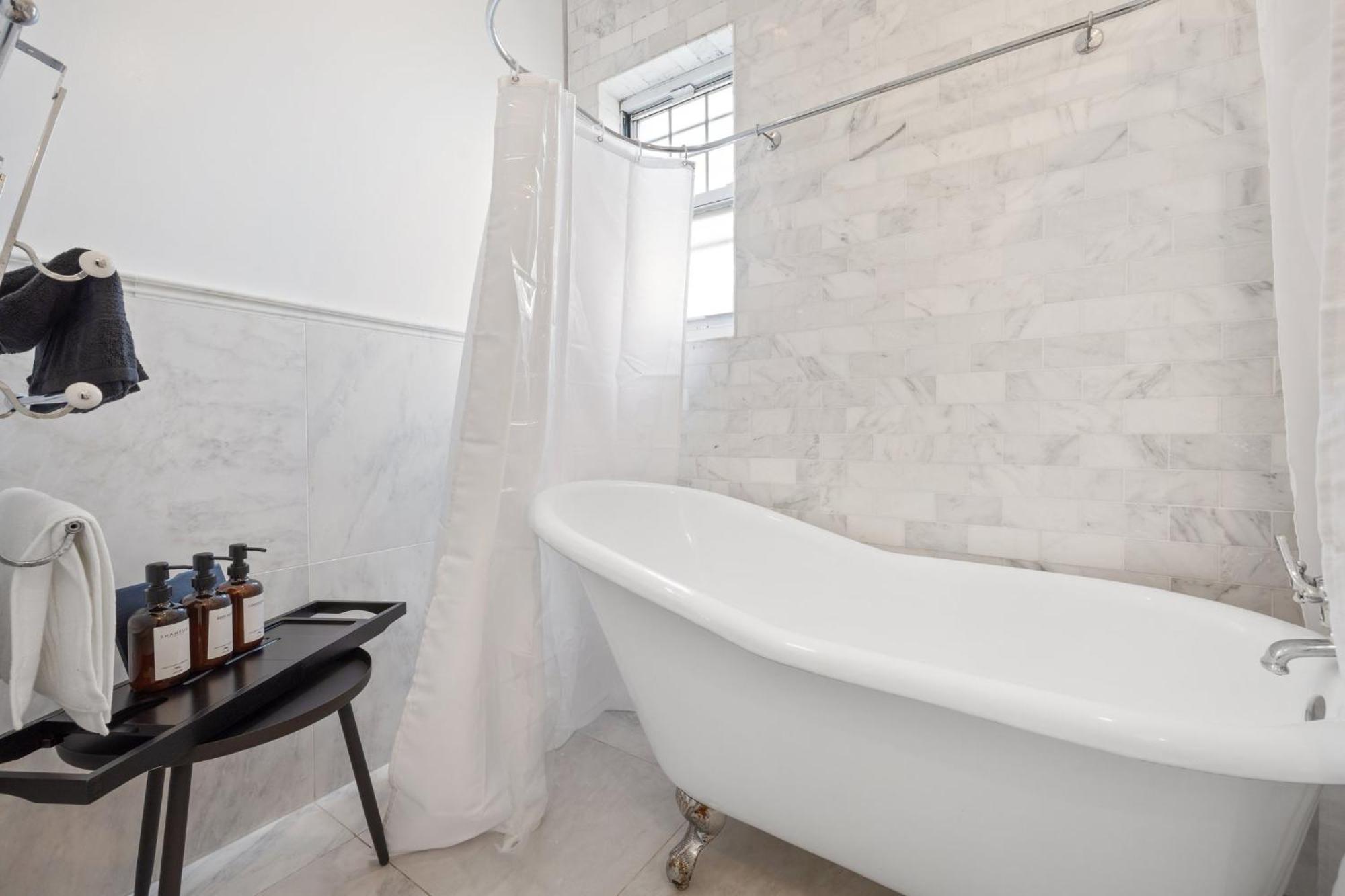 Biggest Duplex 6bd In Bushwick For 16 Guests * New York