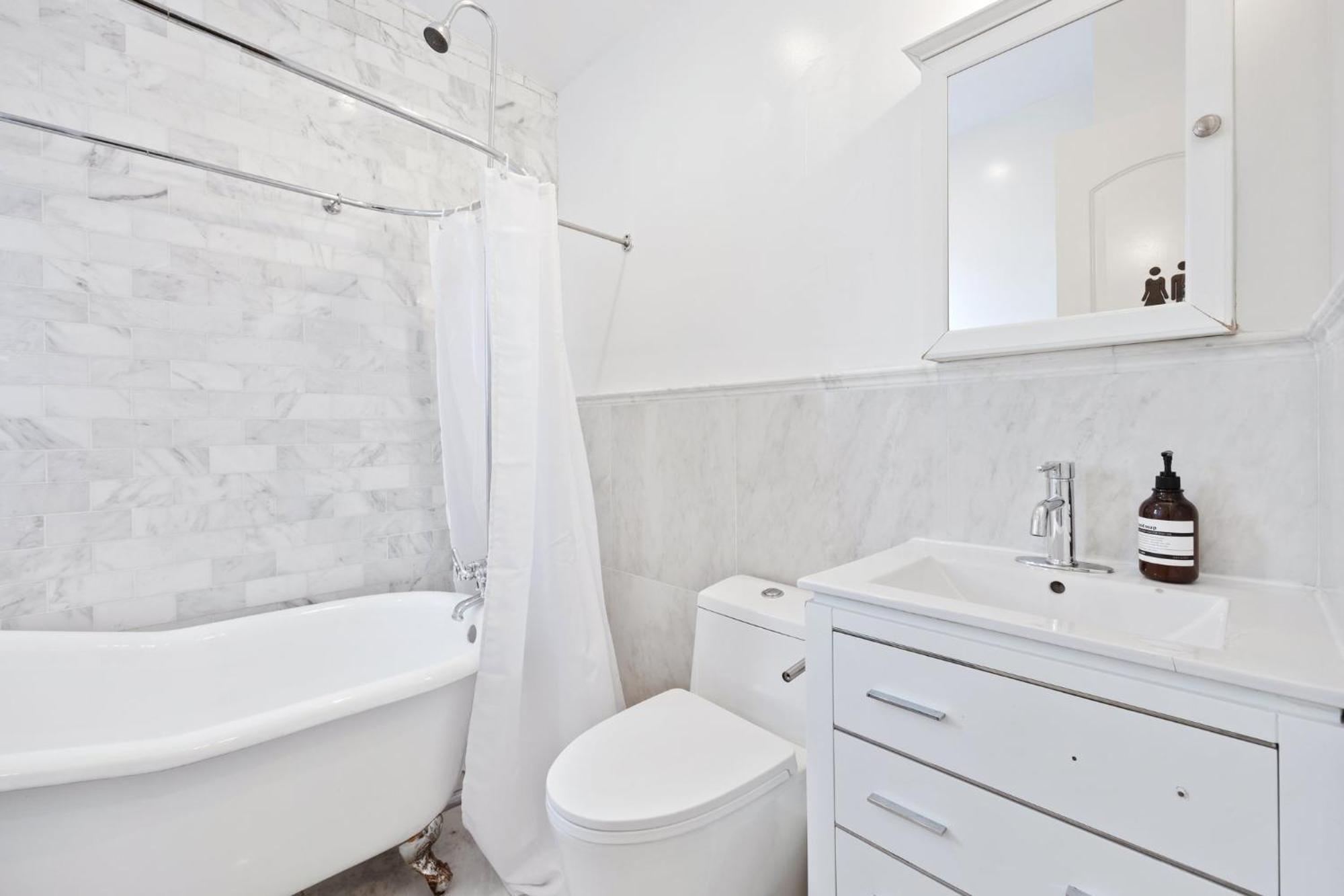 Biggest Duplex 6bd In Bushwick For 16 Guests * New York