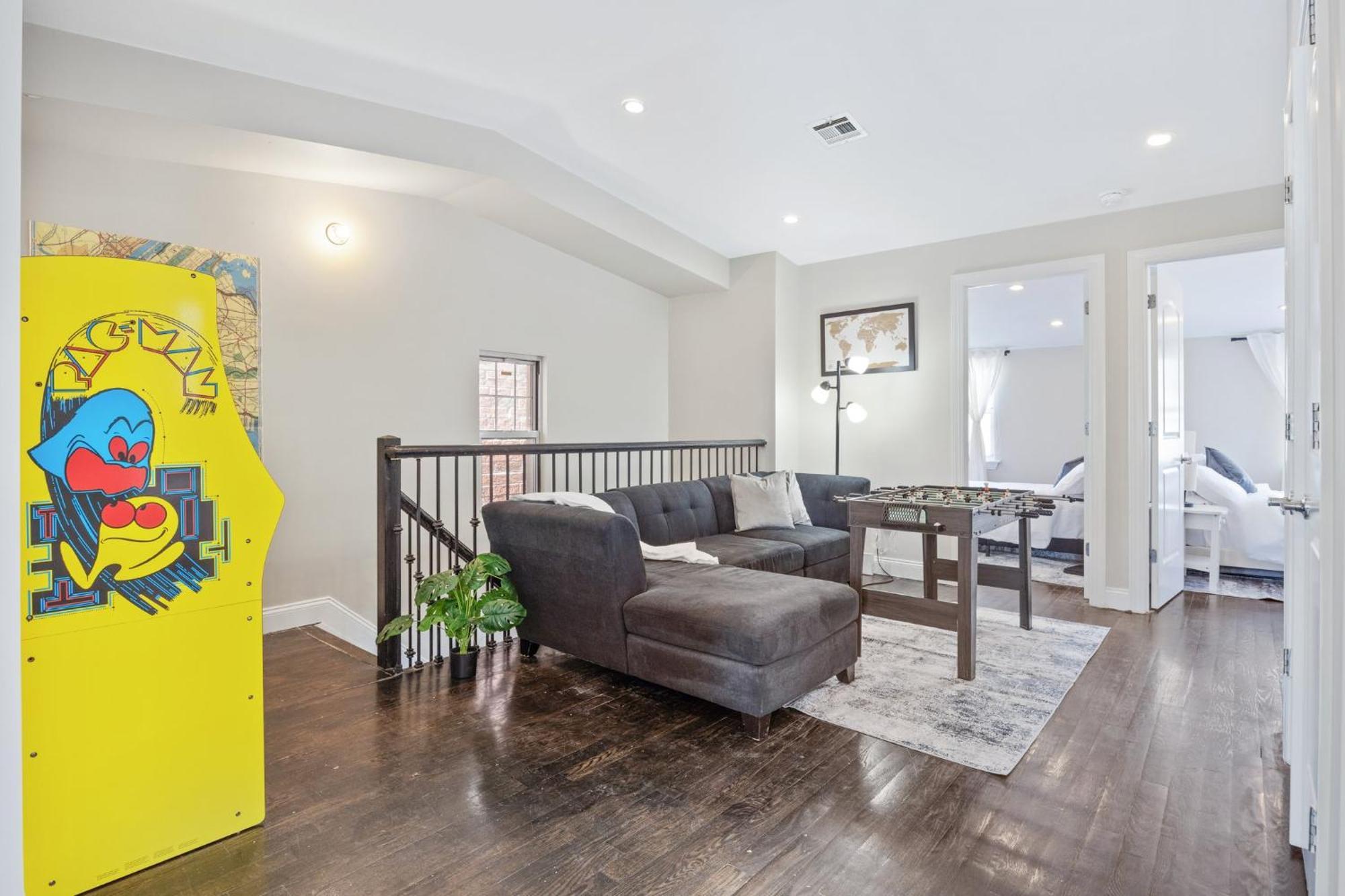 Biggest Duplex 6bd In Bushwick For 16 Guests Apartment