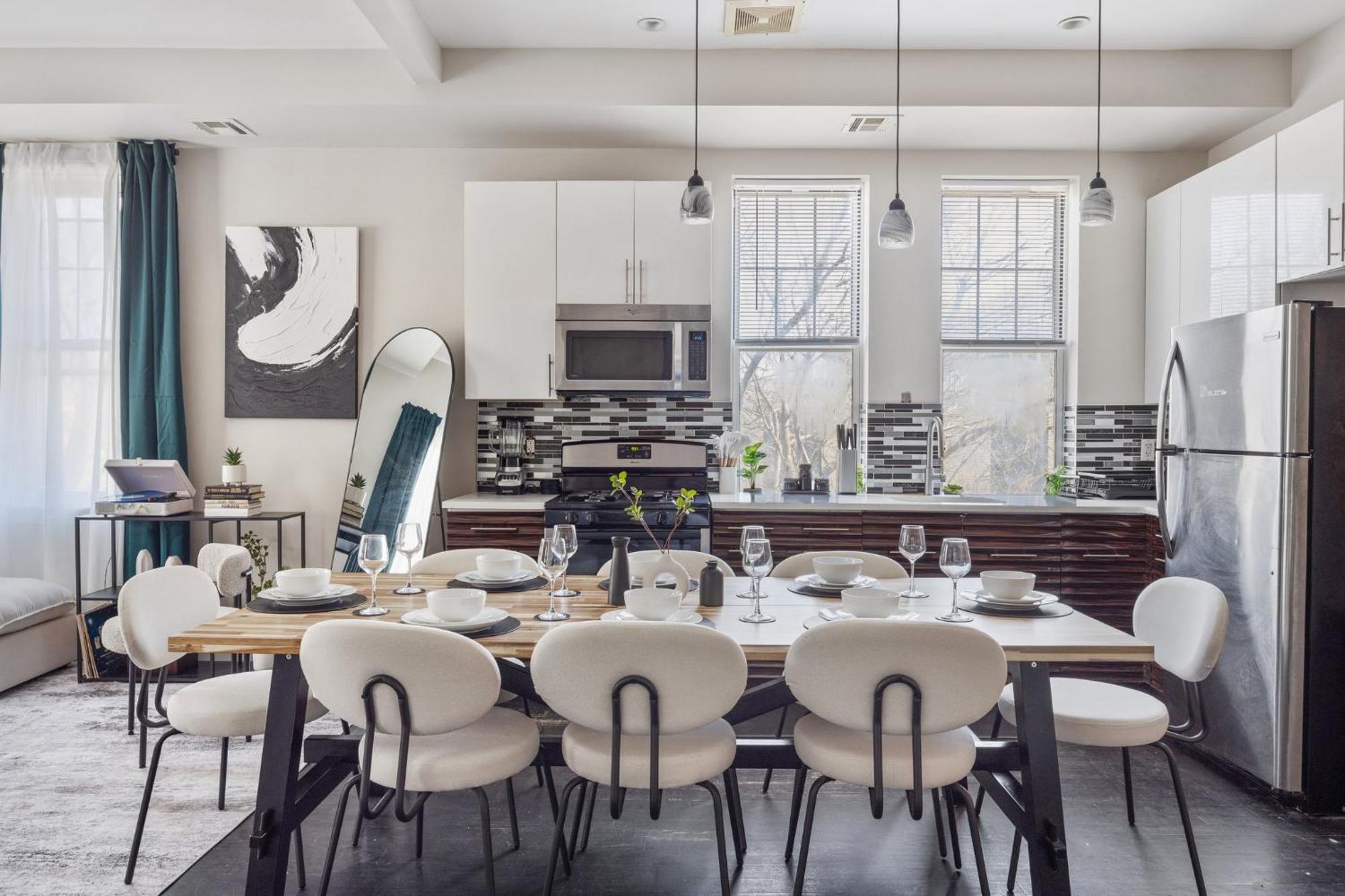 Biggest Duplex 6bd In Bushwick For 16 Guests *