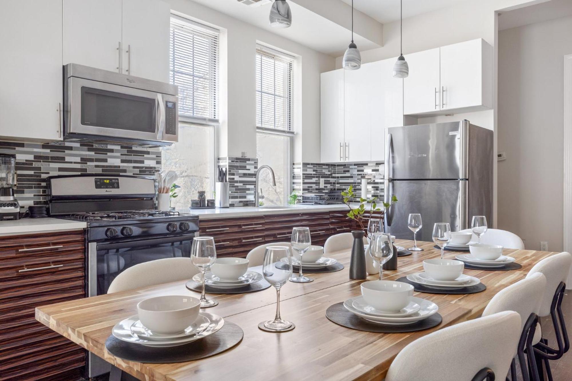 Biggest Duplex 6bd In Bushwick For 16 Guests