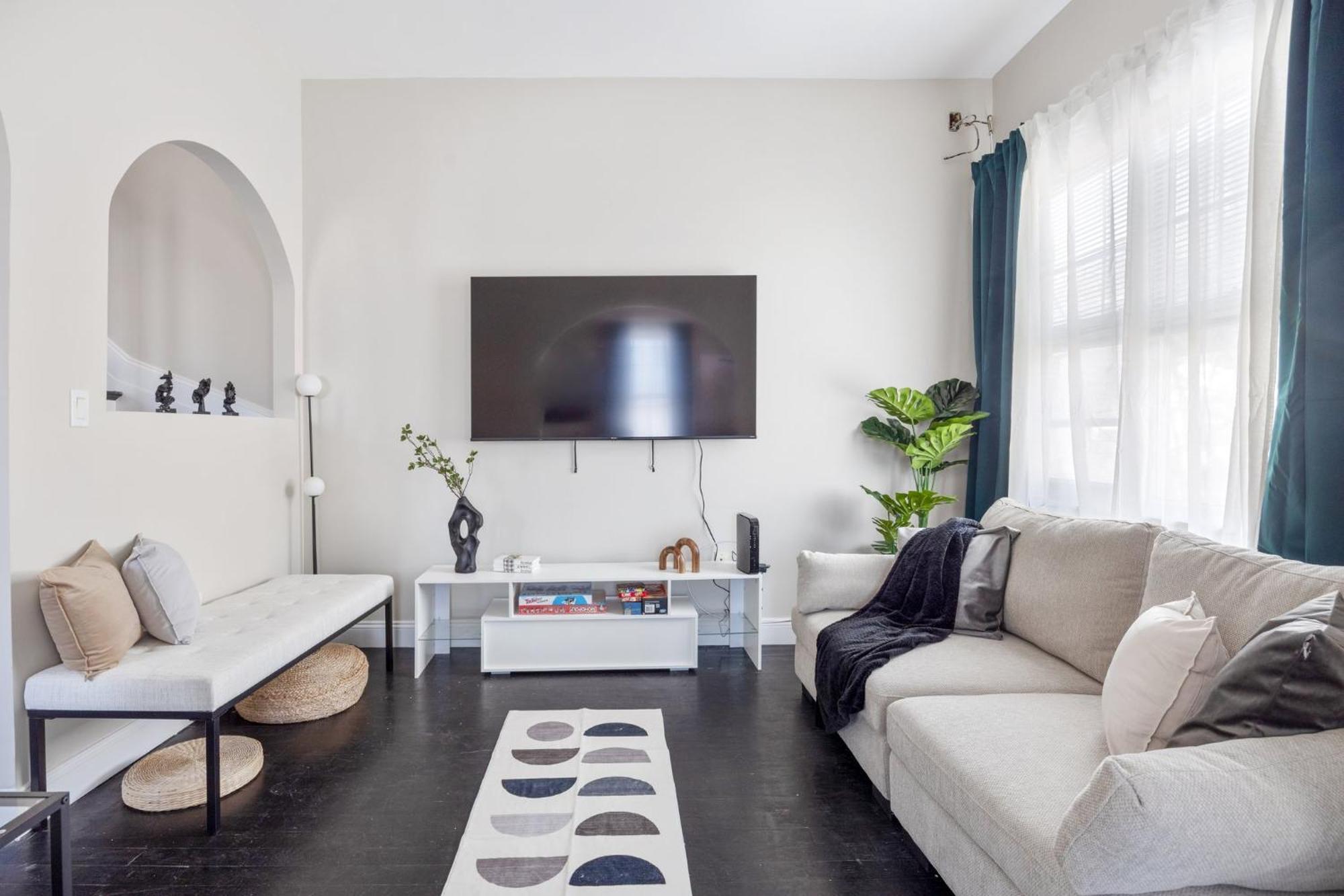 Biggest Duplex 6bd In Bushwick For 16 Guests * New York