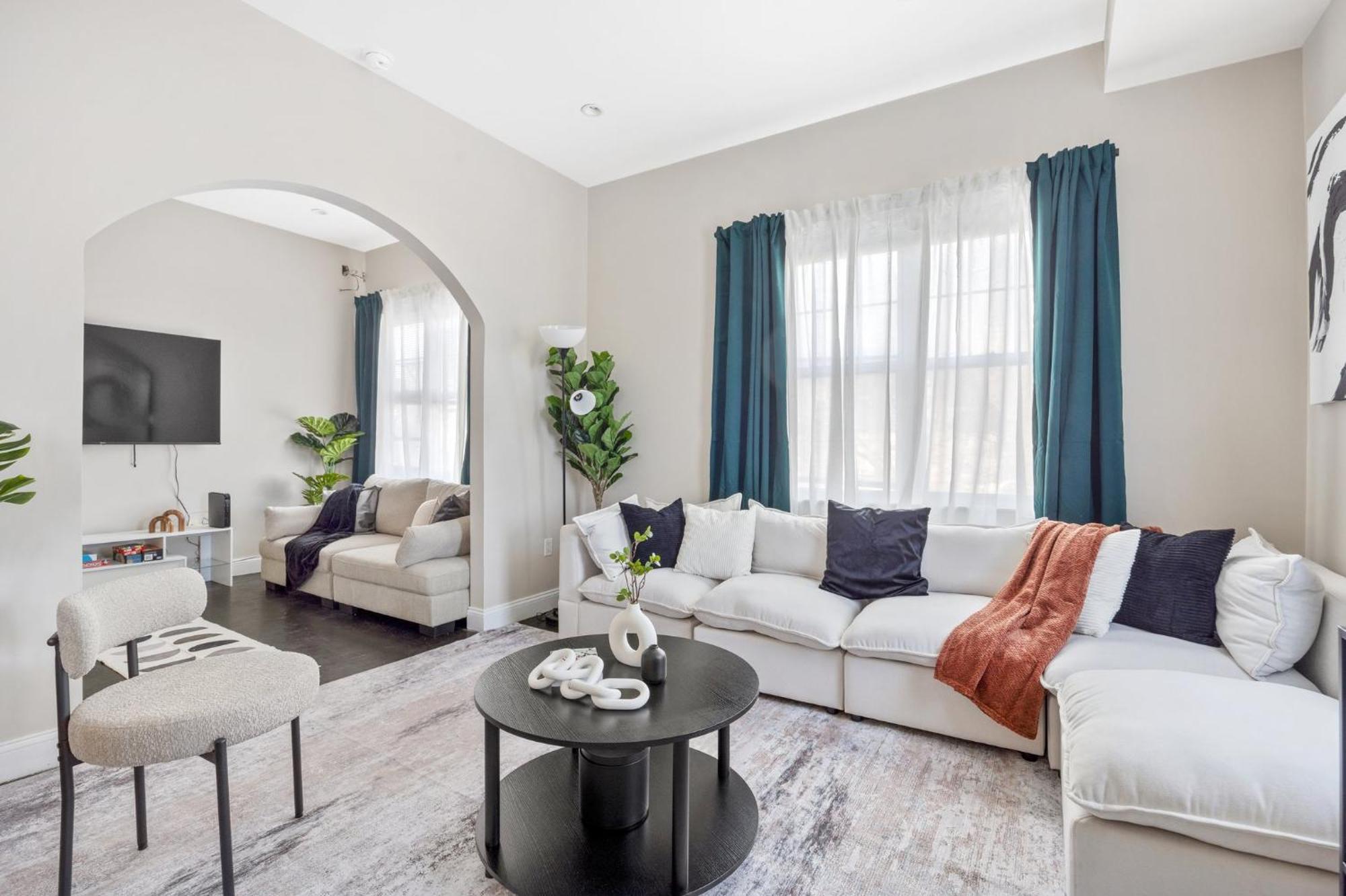 Biggest Duplex 6bd In Bushwick For 16 Guests Apartment *