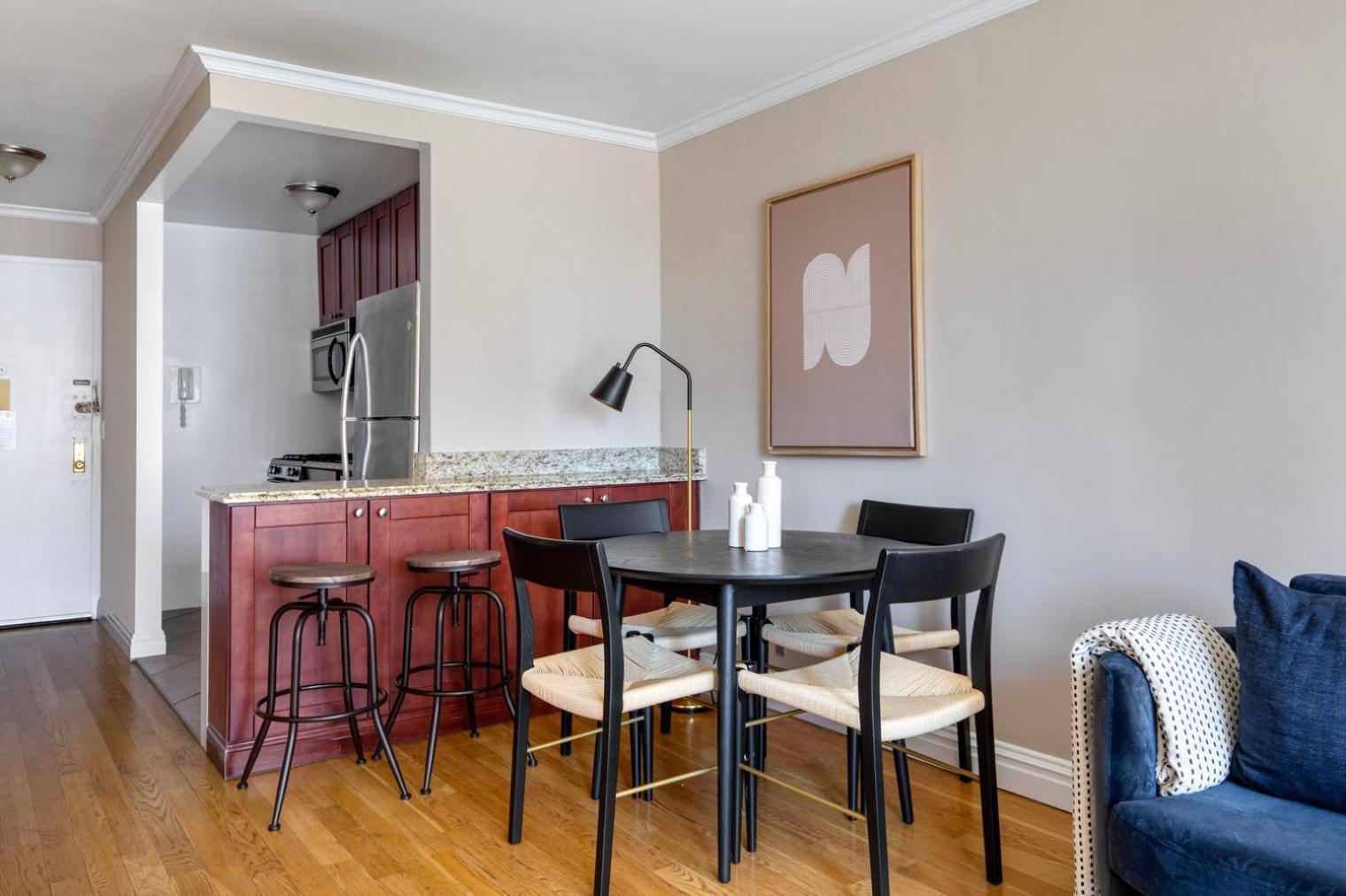 Apartment Uws 1br W Doorman Gym Nr Park Nyc-1323