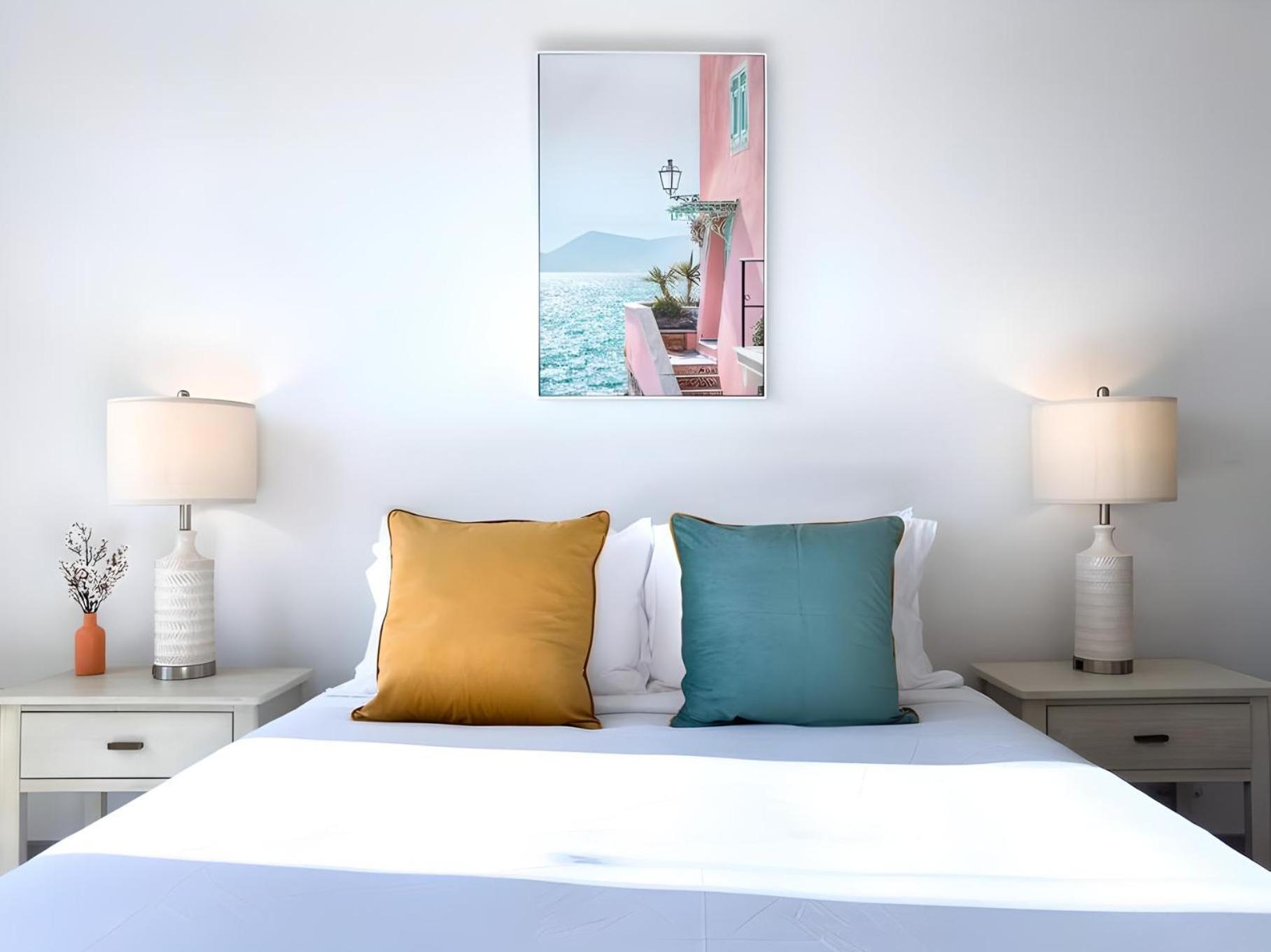 Noir Brighton 2min Walk To Ocean N Subway Chic Homestay *