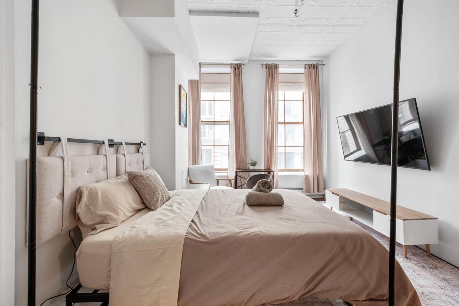 Soho Fancy 4 Bedroom 2000 Square Feet Loft *