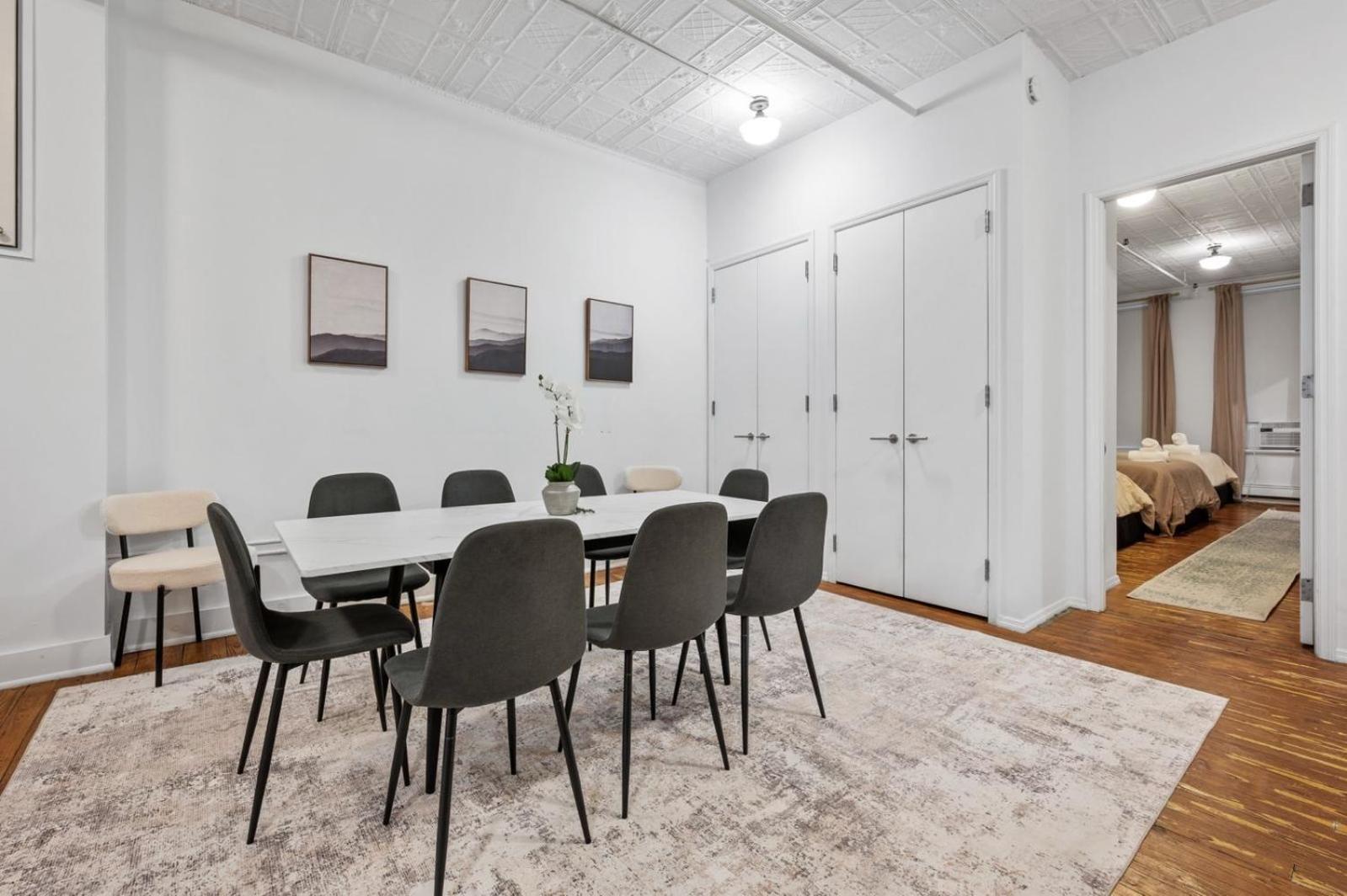 Massive Soho Loft 4 Bedrooms 2 Bath 7 Beds New York