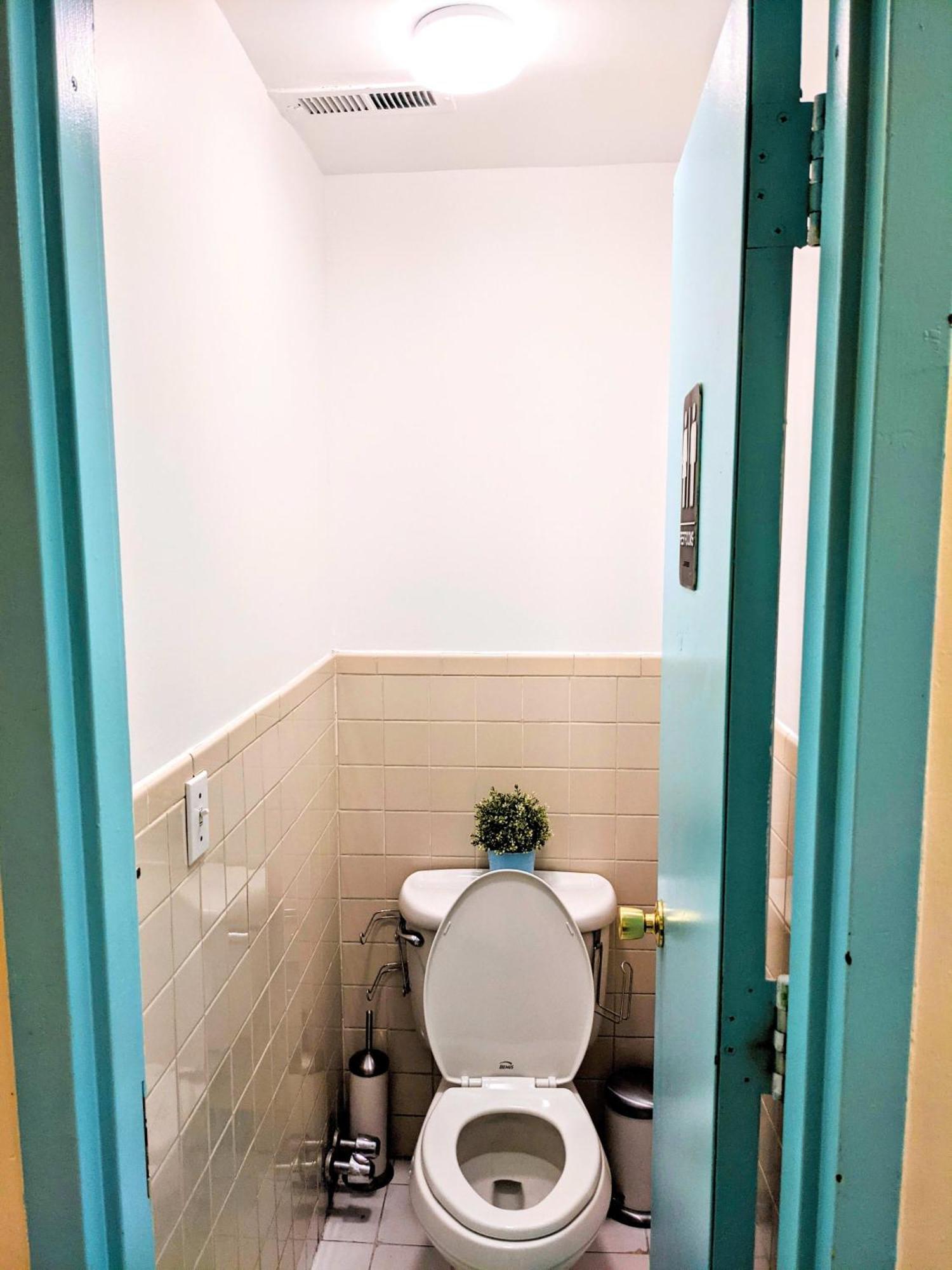 Chelsea Studio-shared Bathroom With Kitchen Twin Bunk Bed * New York