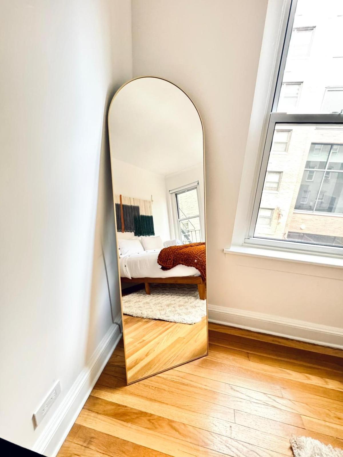 Upper East Side 2 Bedrooms Gem *
