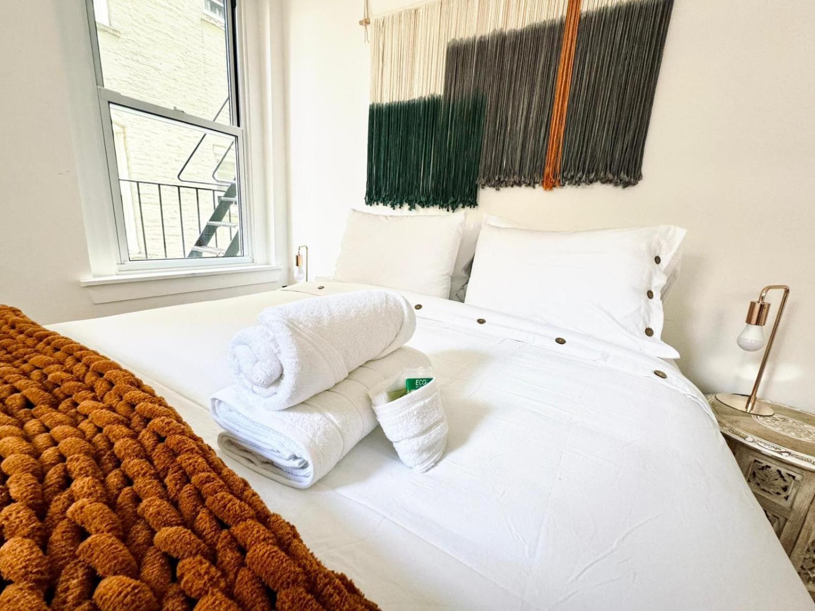 Apartment Upper East Side 2 Bedrooms Gem *