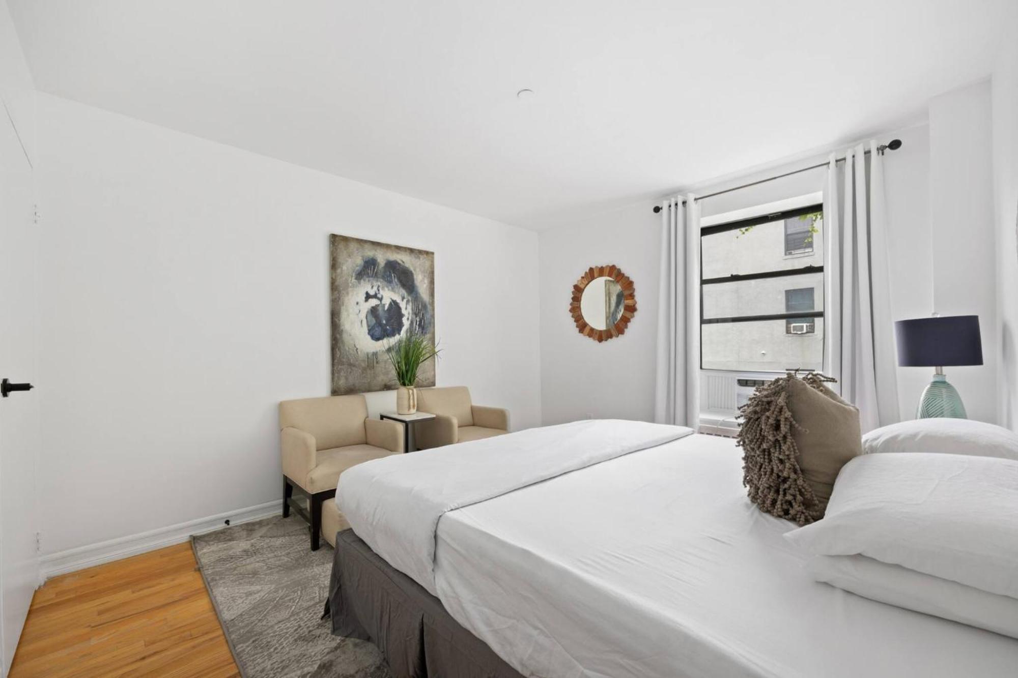 Harlem Renaissance Apartment *