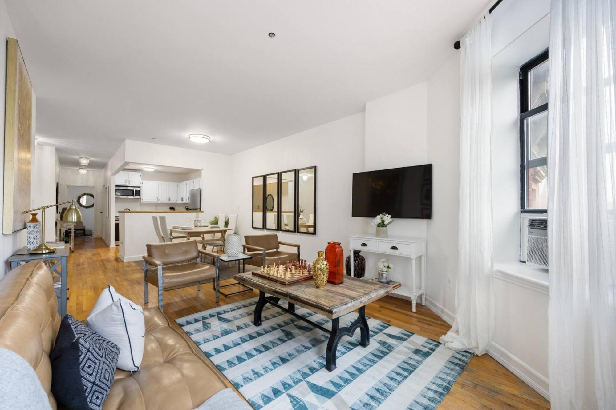 Harlem Renaissance Apartment