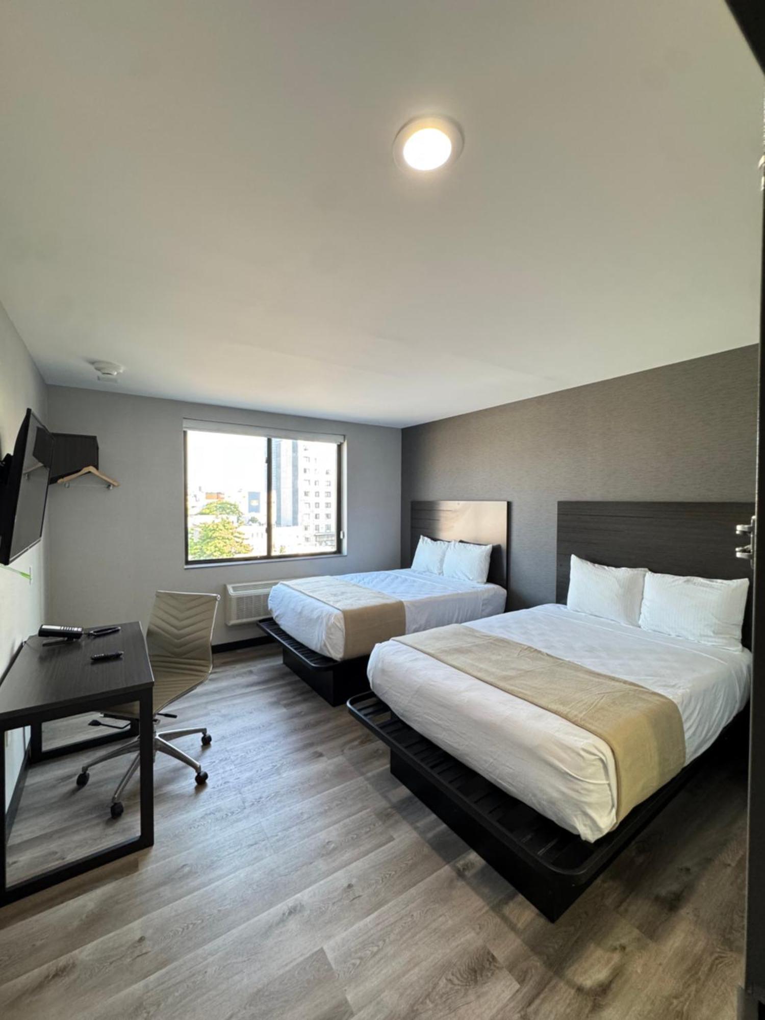 The - Long Island Hotel New York