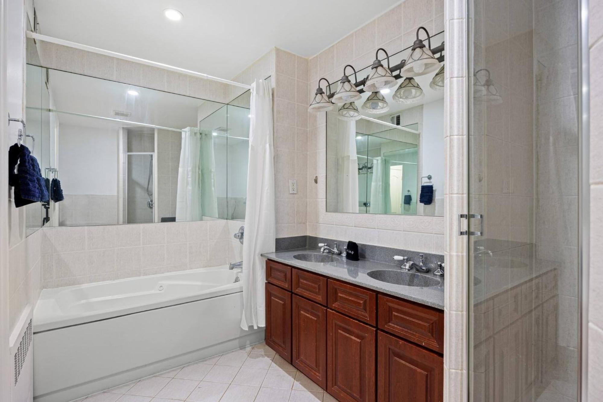 Apartment The Apollo New York