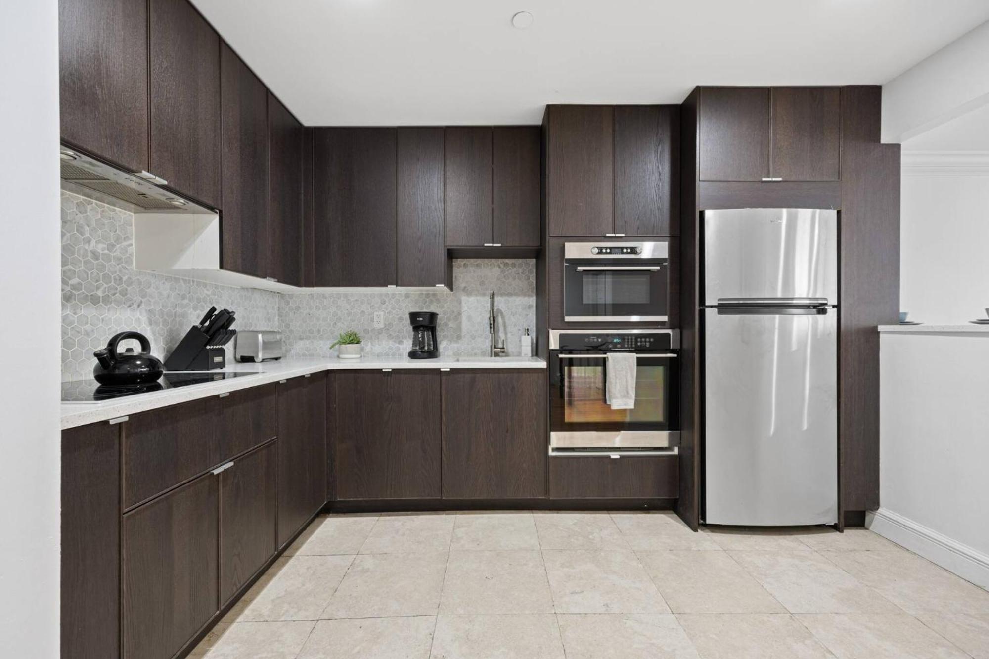 The Apollo Apartment