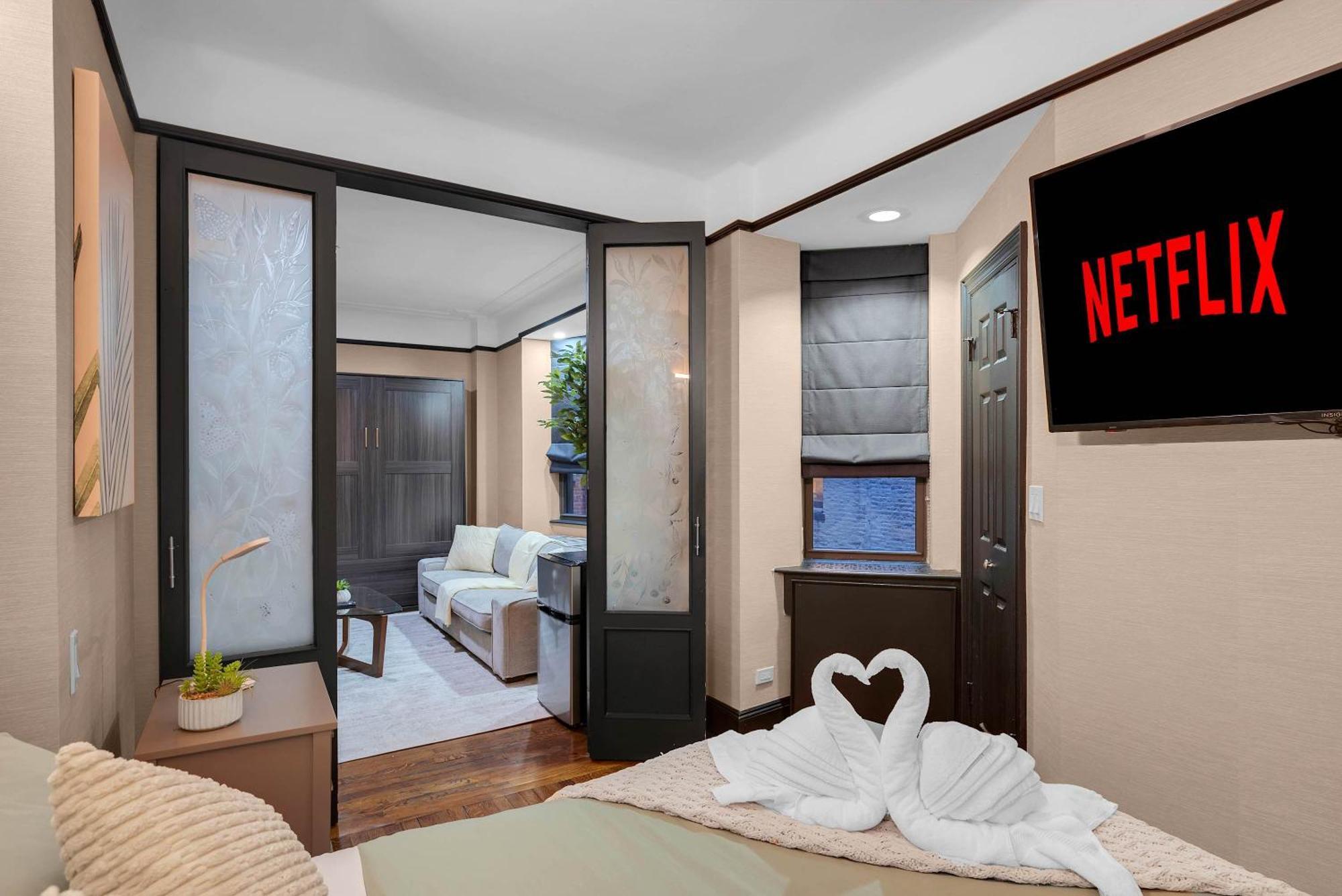 Stylish 1br In The Heart Of The With Gym Apartment