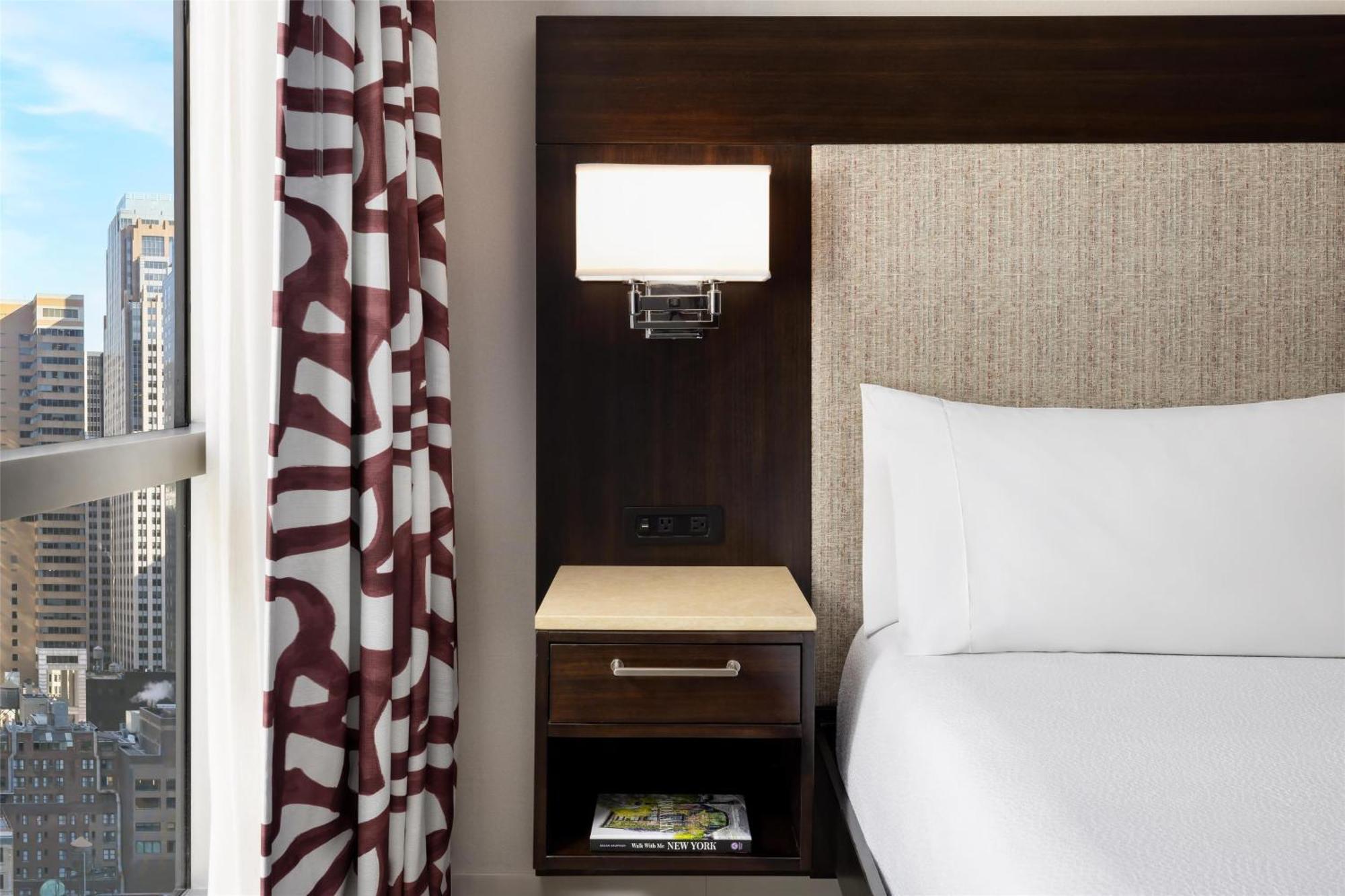 Hotel Hilton Garden New York/times Square 3*