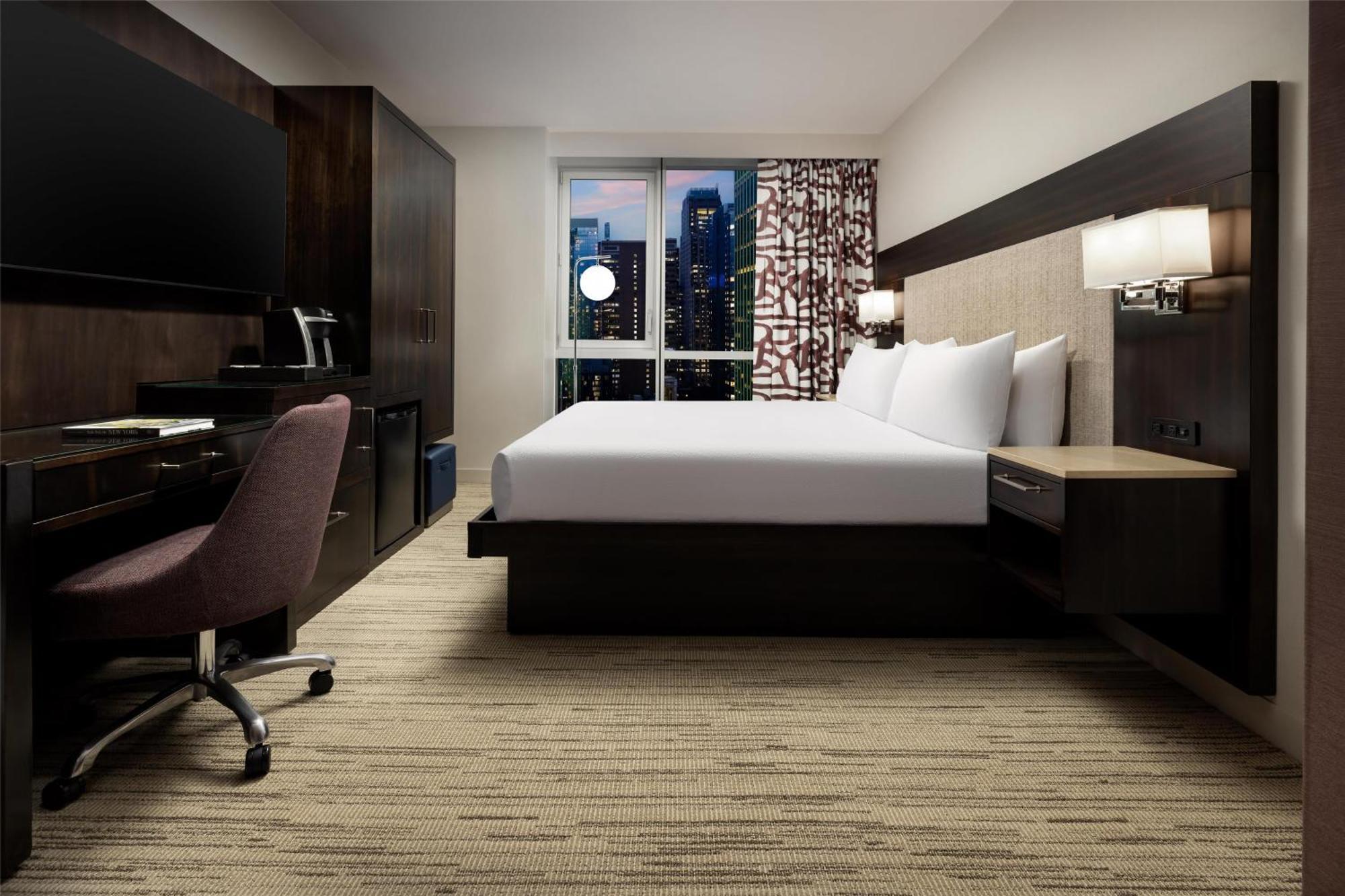 Hilton Garden New York/times Square 3*
