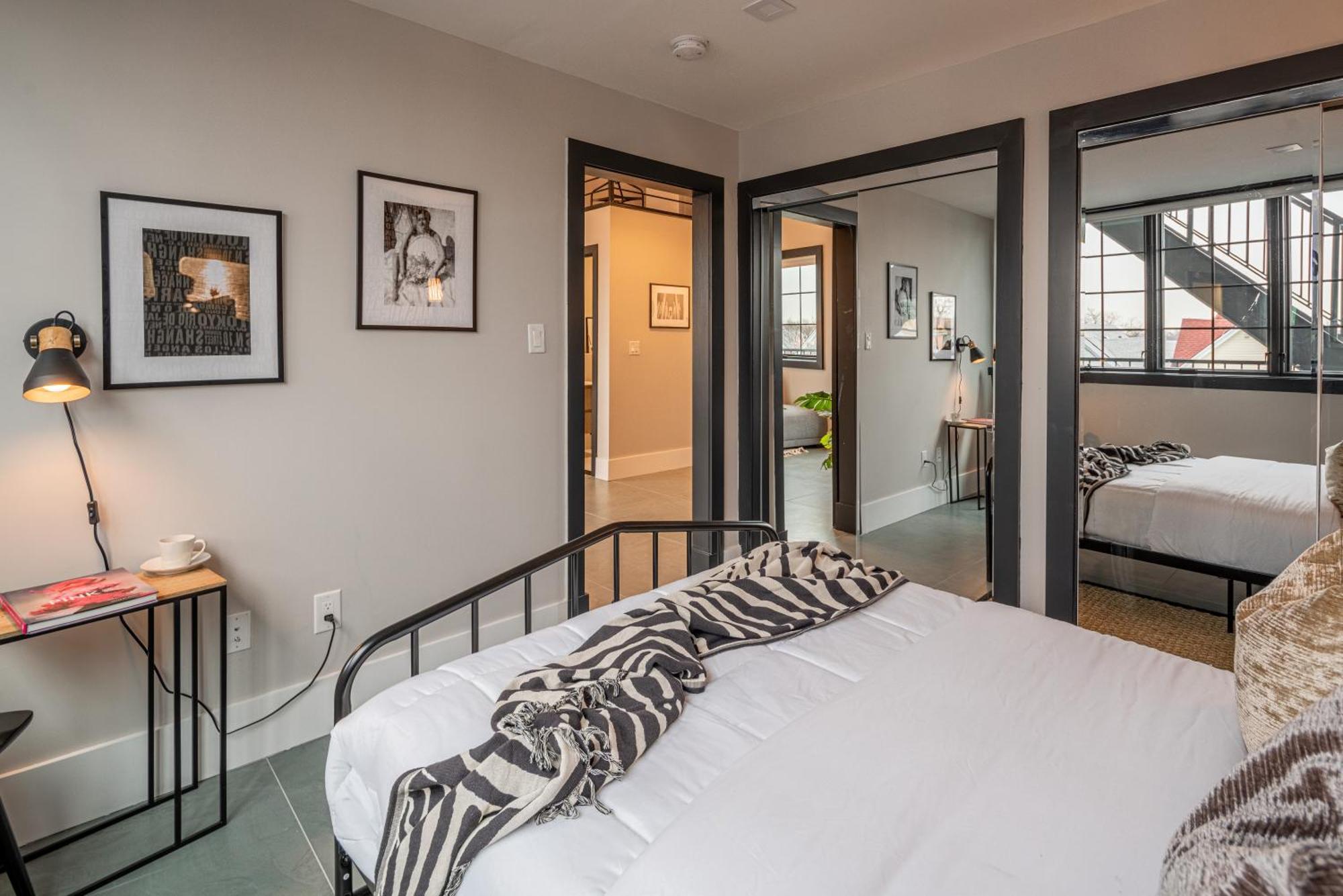 Apartment Brooklyn Bay Lofts - Modern Chic With Rooftop Terrace *