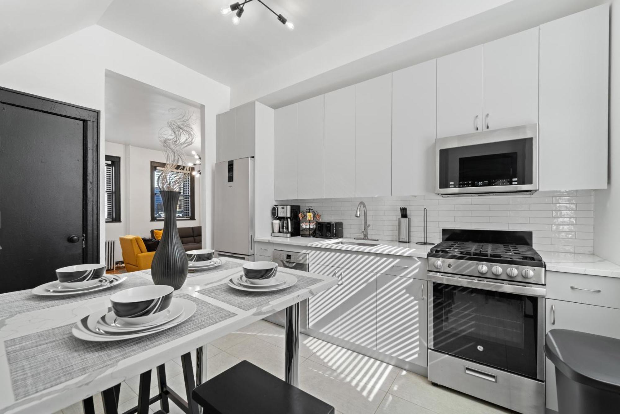 Tripoli Artisan Lofts - Designer Bushwick Lofts With Rooftop Terrace *