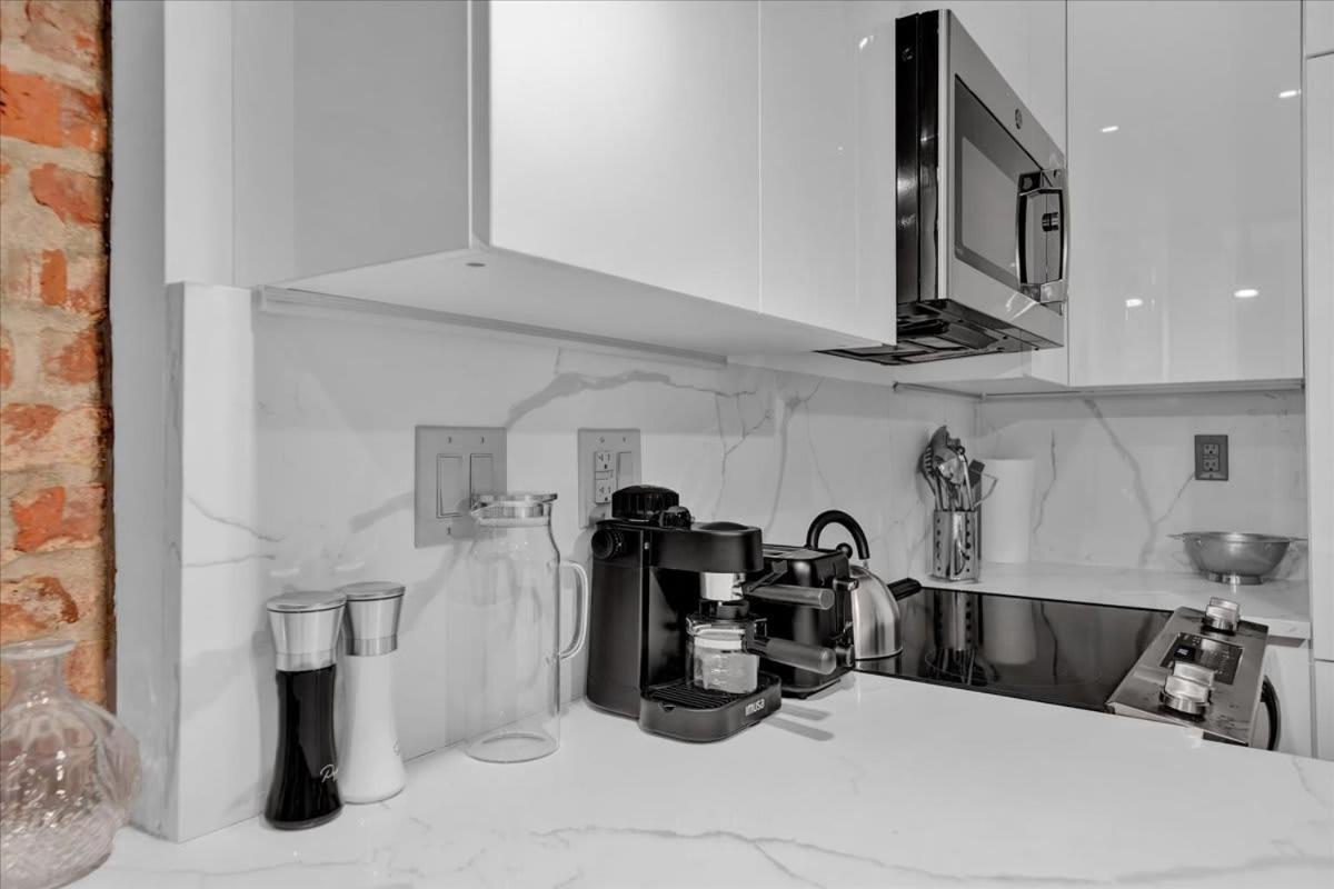 Modern West Village 1br Garden Steps To Subway Apartment