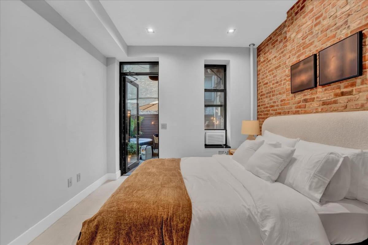 Modern West Village 1br Garden Steps To Subway New York