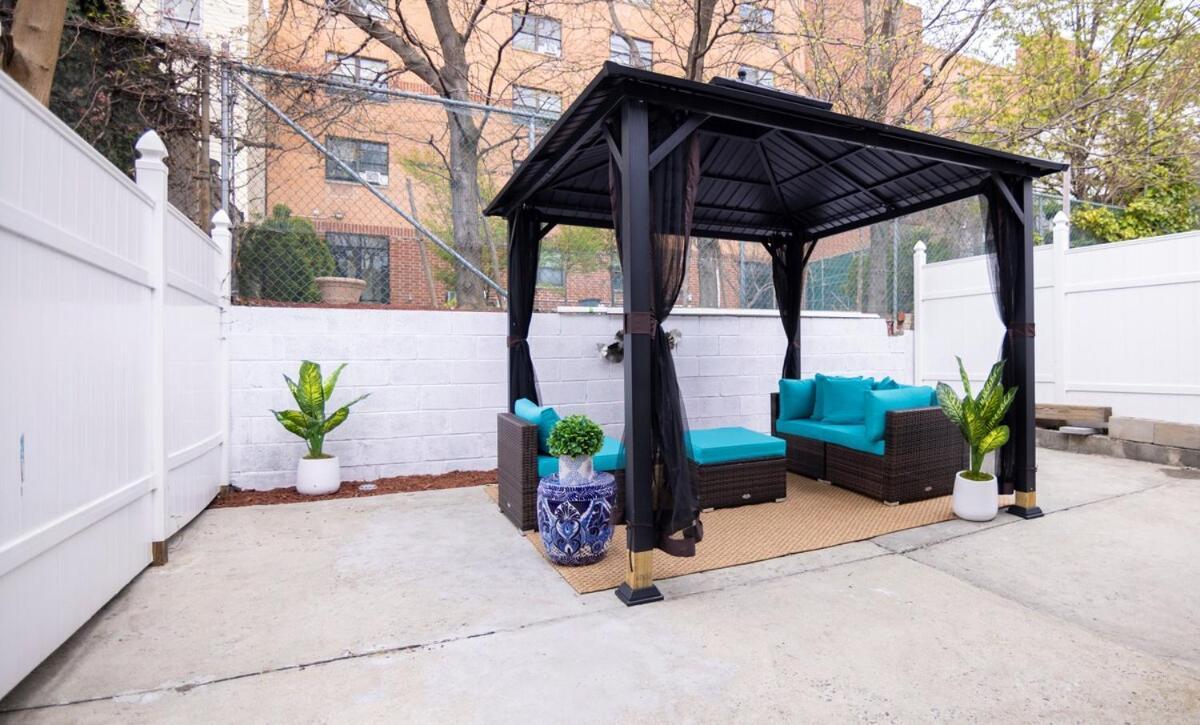 Lovely 1 Bedroom With Patio By Yankee Stadium Apartment