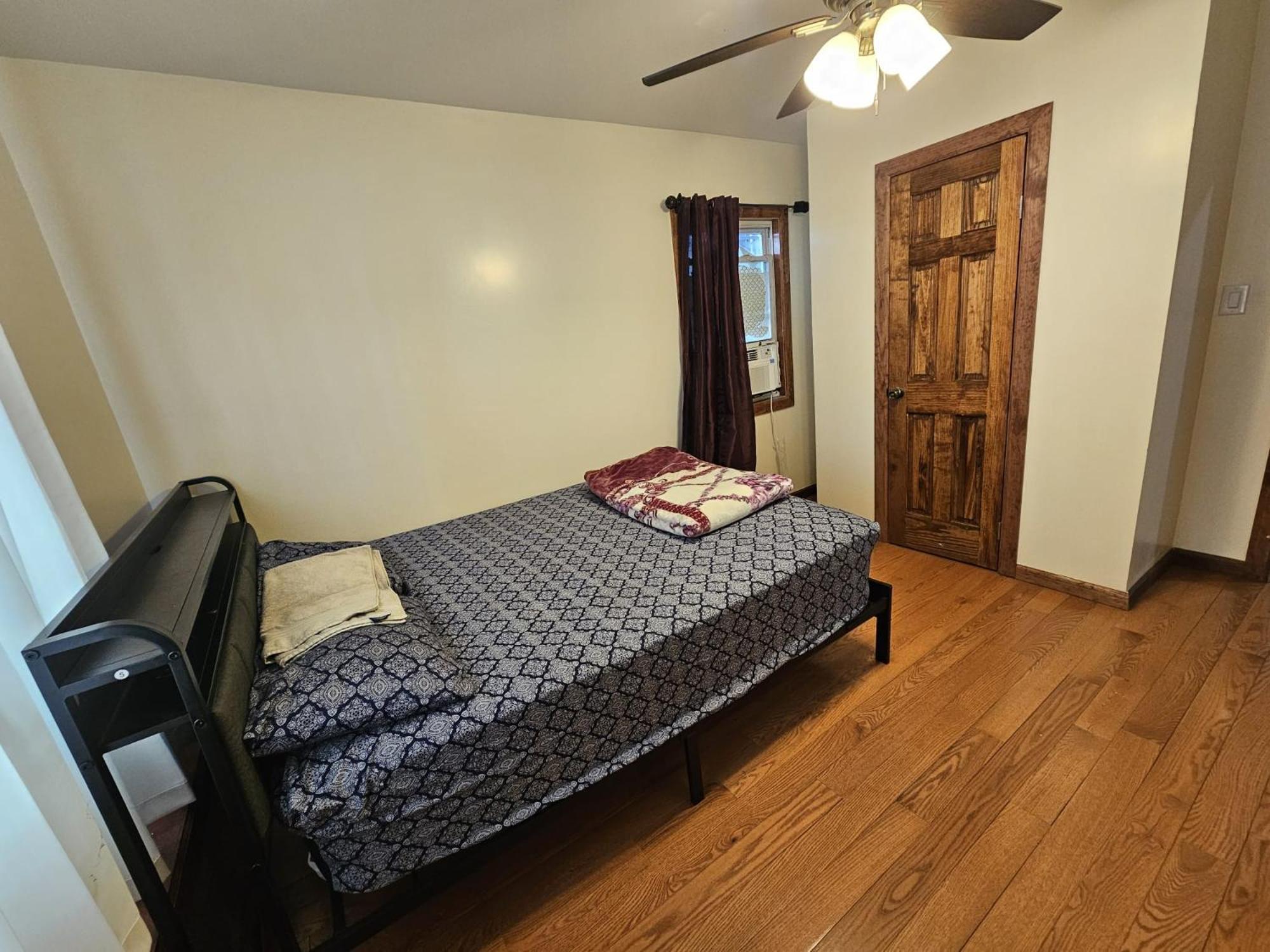 Mukbul & Nesa Jamaica House Apartment New York