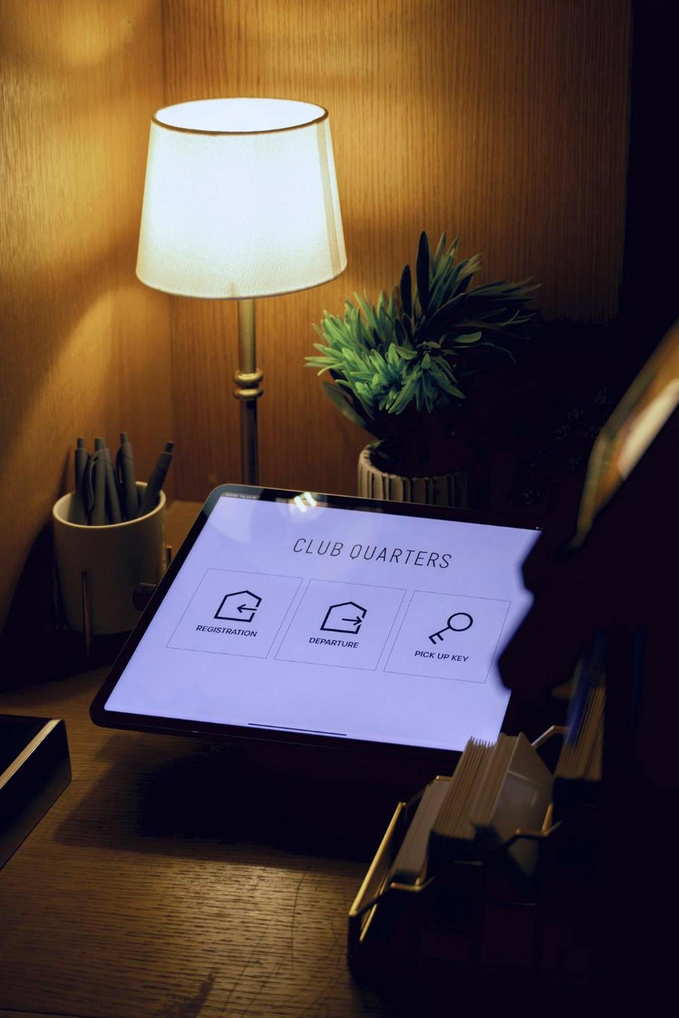 Hotel Newly Renovated At Club Quarters Times Square,