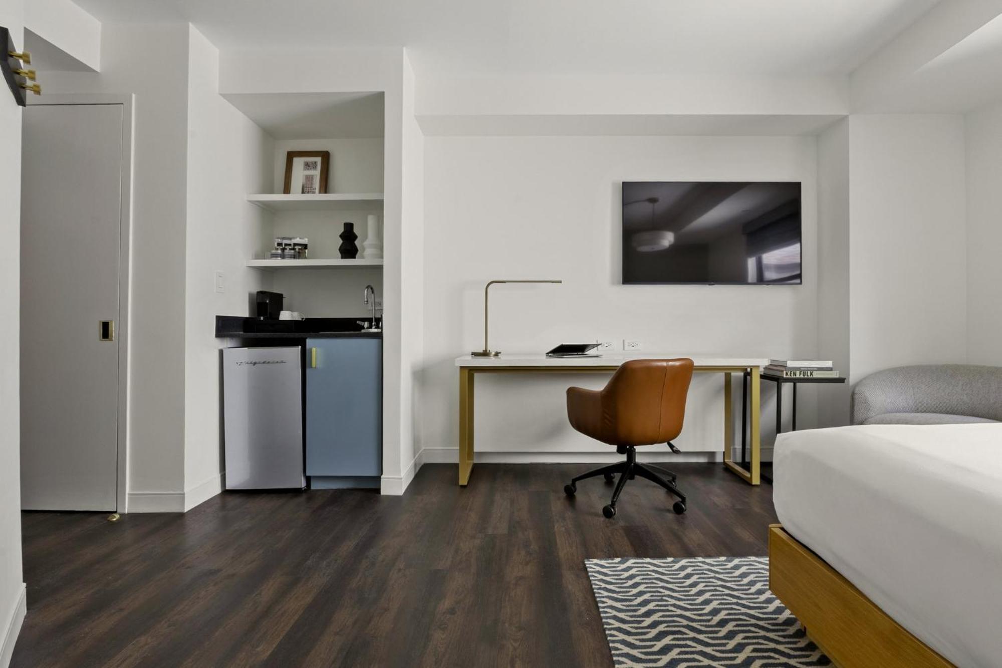 Newly Renovated At Club Quarters Times Square, 4* New York