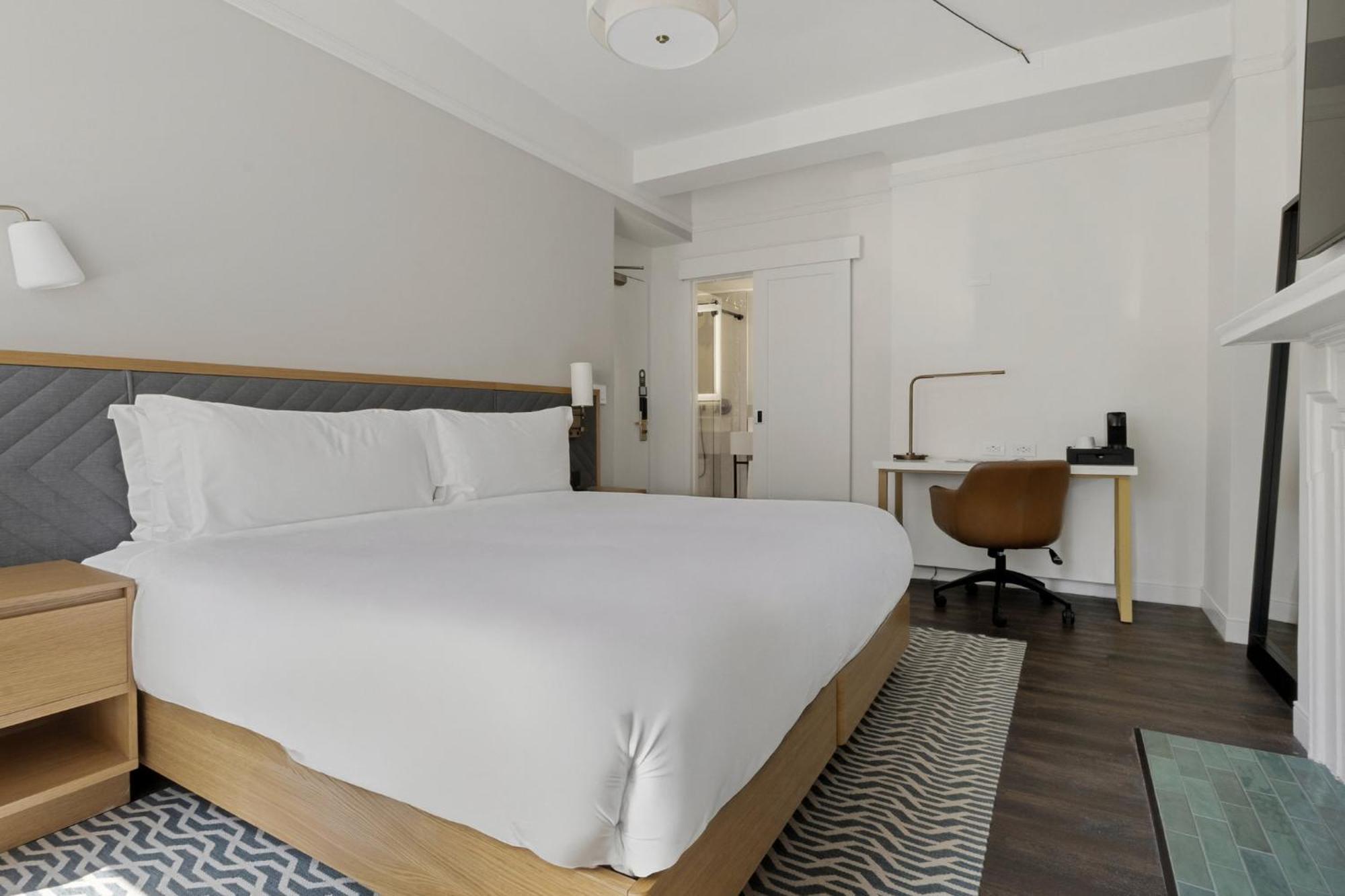 Newly Renovated At Club Quarters Times Square, 4*