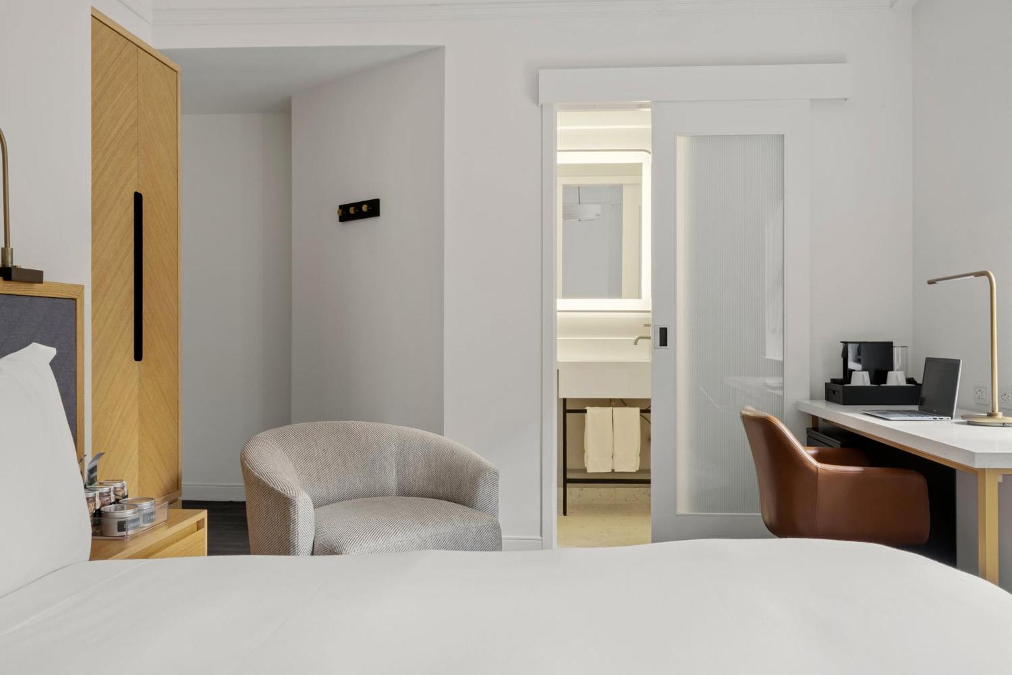 Hotel Club Quarters Times Square, New York